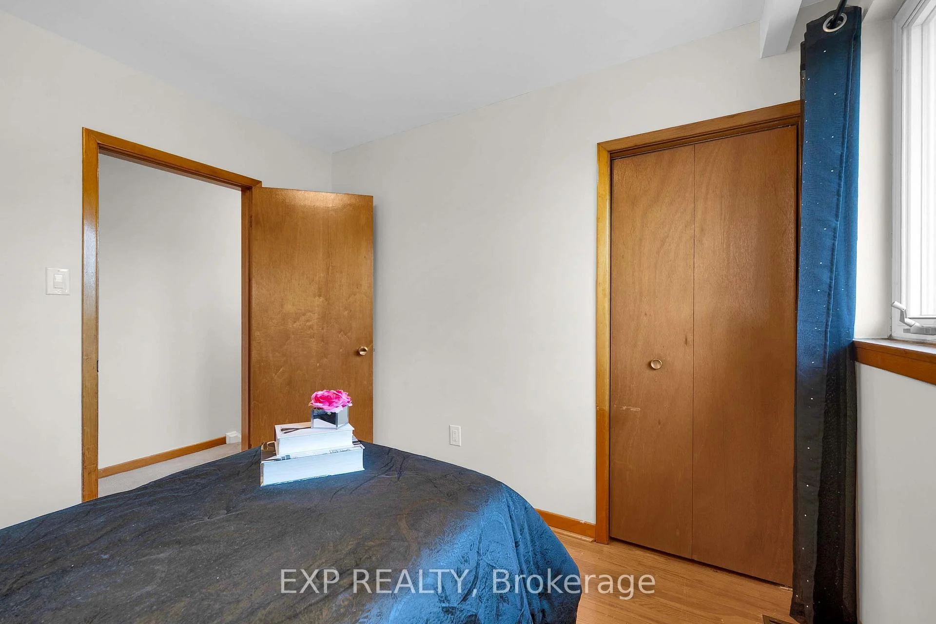 Photo 35 of 182 Derrydown Road, North York, York University Heights — HOMEH