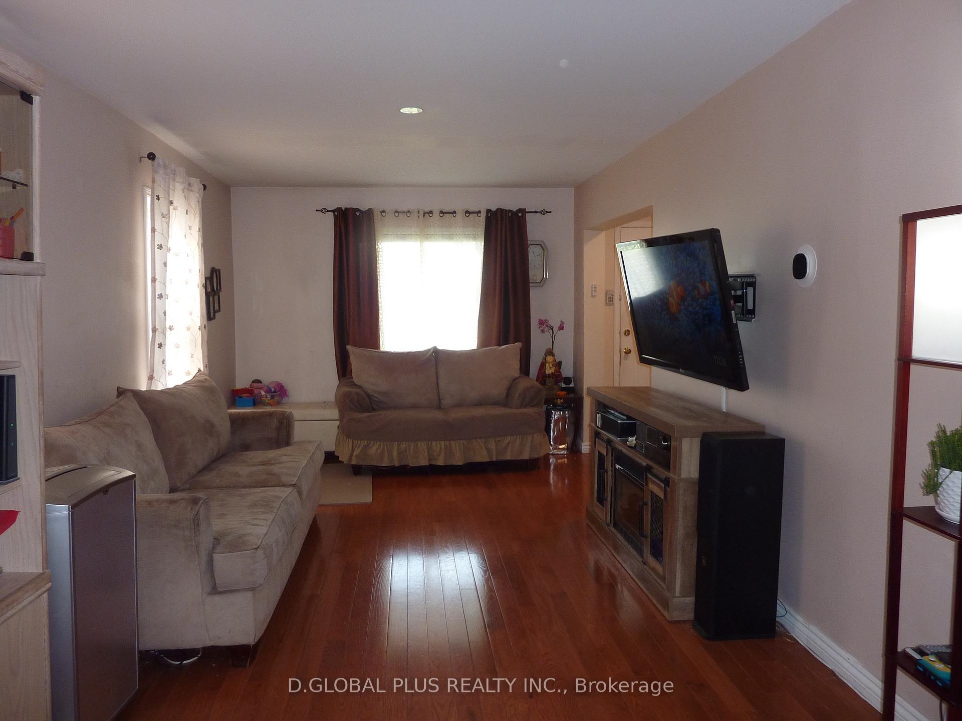 Photo 6 of 218 Guy Street, Cornwall, Cornwall — HOMEH