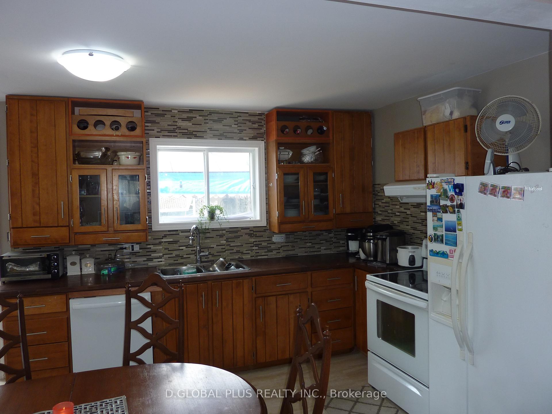 Photo 9 of 218 Guy Street, Cornwall, Cornwall — HOMEH