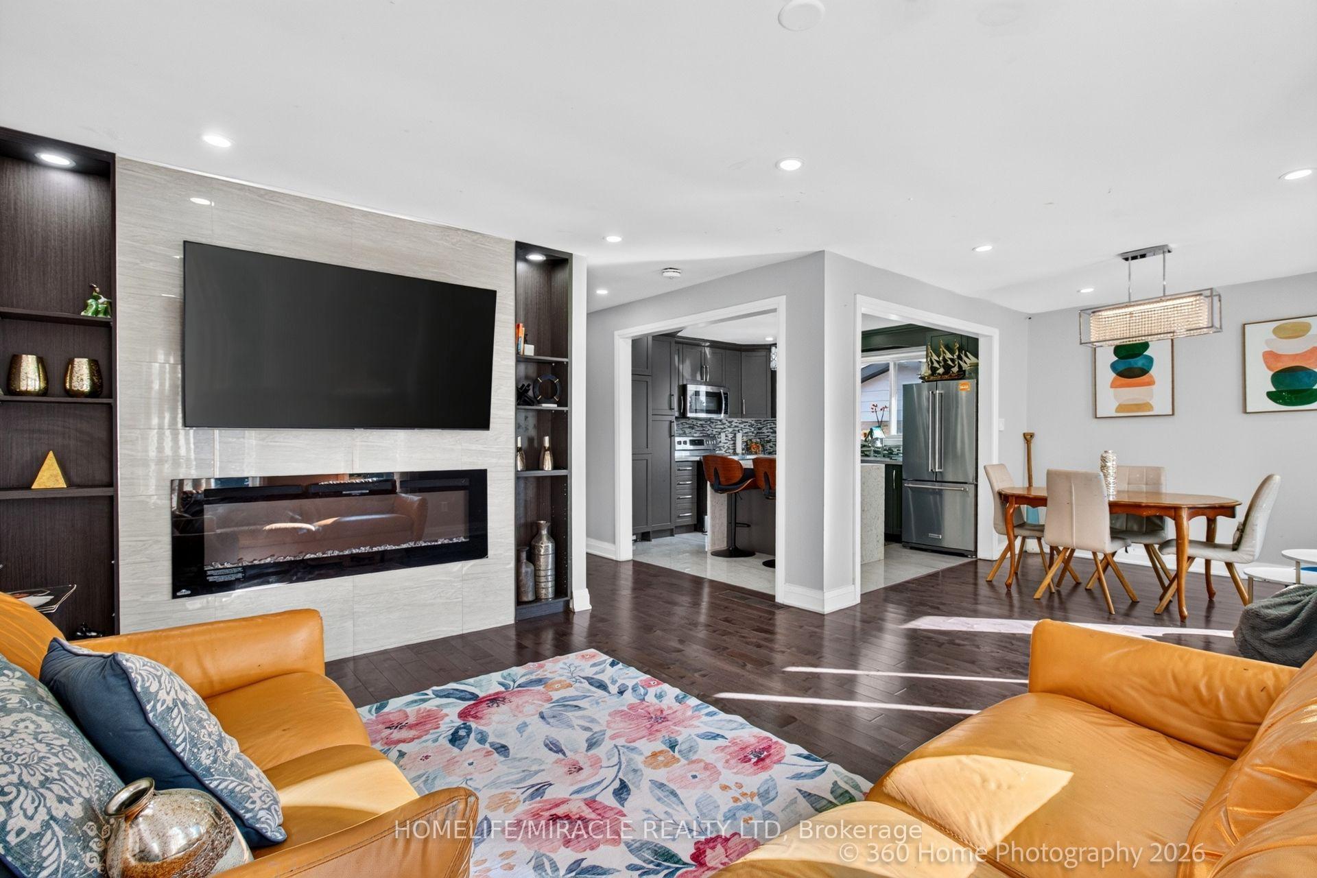 Photo 8 of 696 Sheppard Avenue, Pickering, Woodlands — HOMEH
