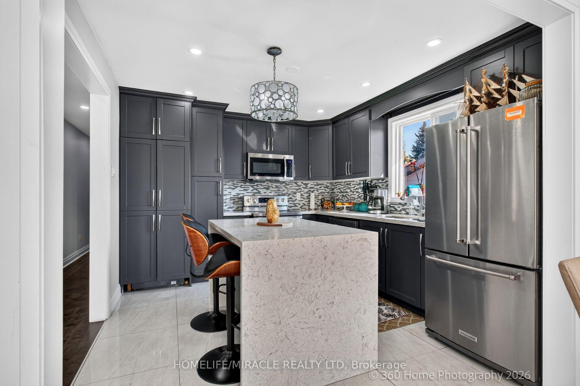 Photo 16 of 696 Sheppard Avenue, Pickering, Woodlands — HOMEH