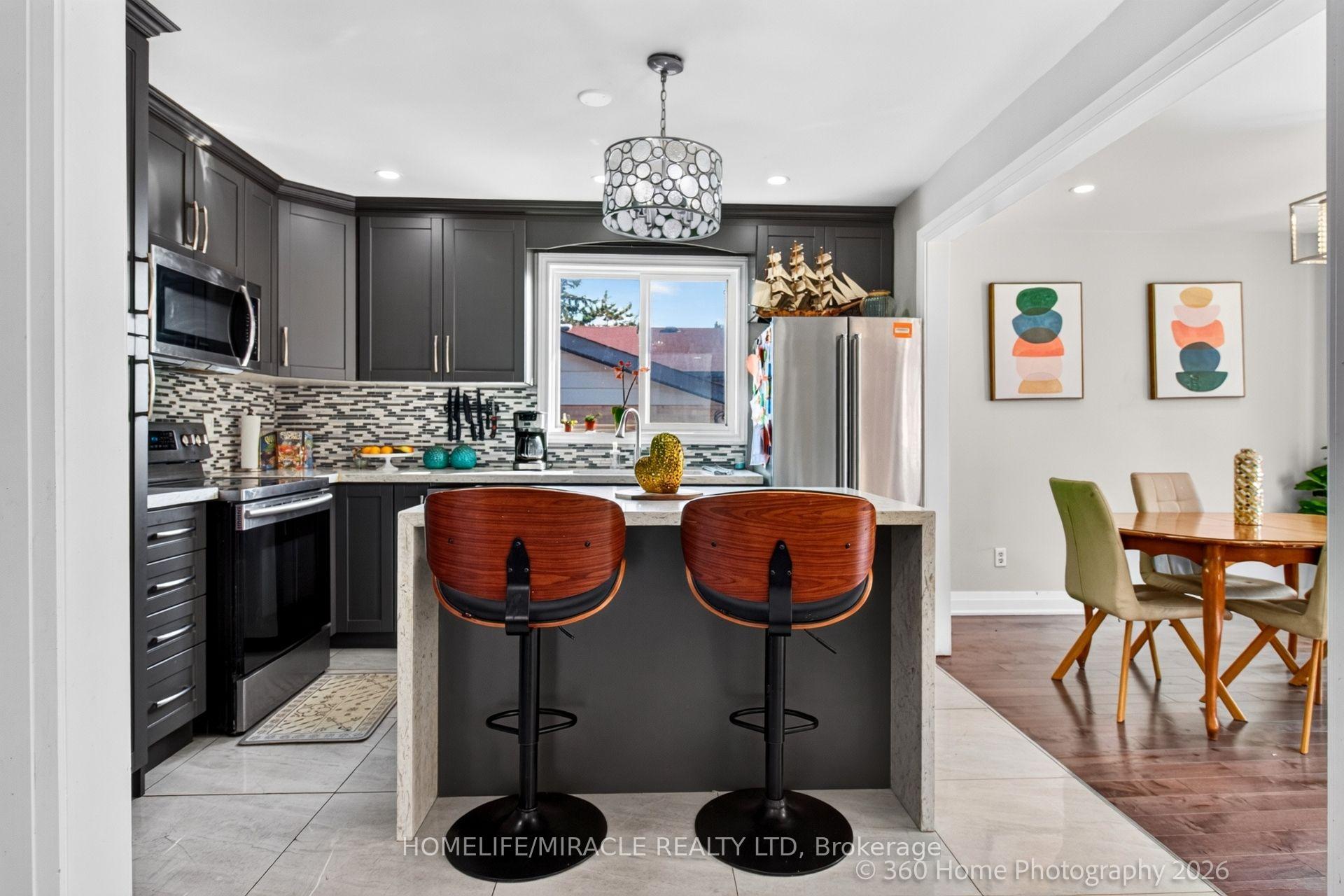 Photo 18 of 696 Sheppard Avenue, Pickering, Woodlands — HOMEH