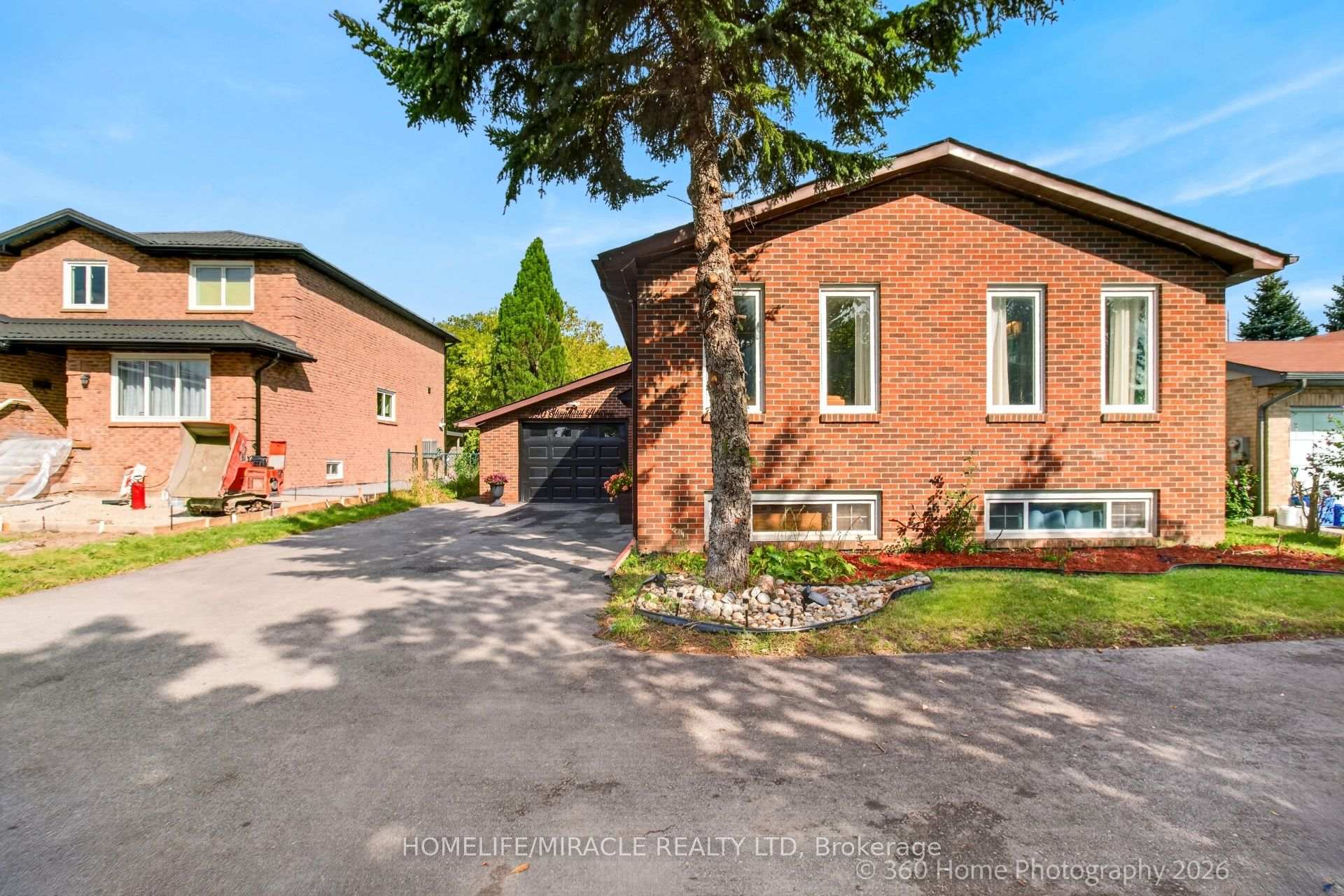 Photo 46 of 696 Sheppard Avenue, Pickering, Woodlands — HOMEH