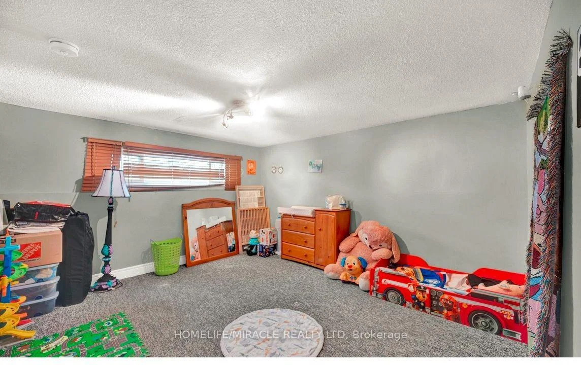 Photo 51 of 696 Sheppard Avenue, Pickering, Woodlands — HOMEH