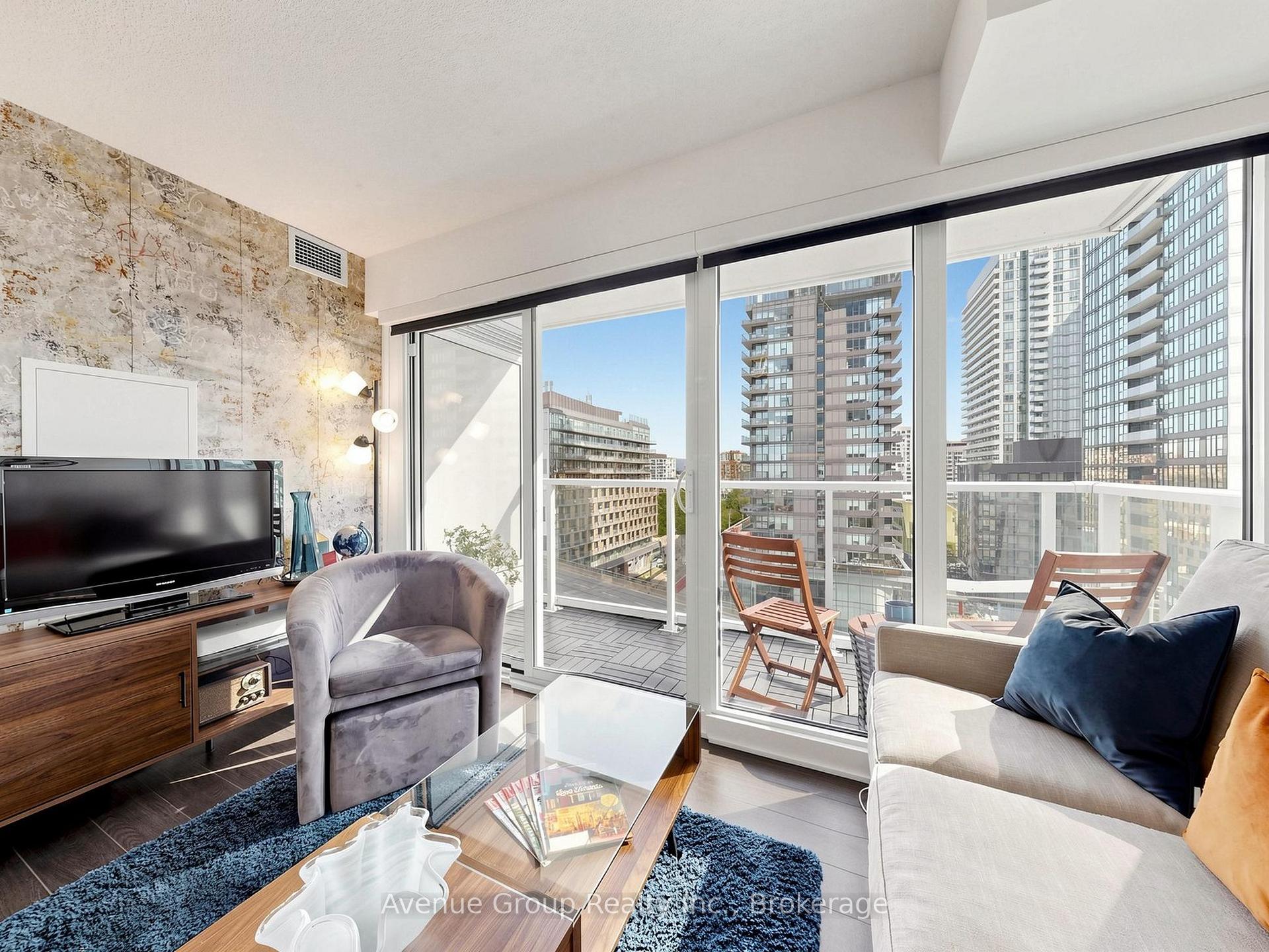 Photo 7 of Unit 1105, 19 Bathurst Street, Toronto, Waterfront Communities — HOMEH