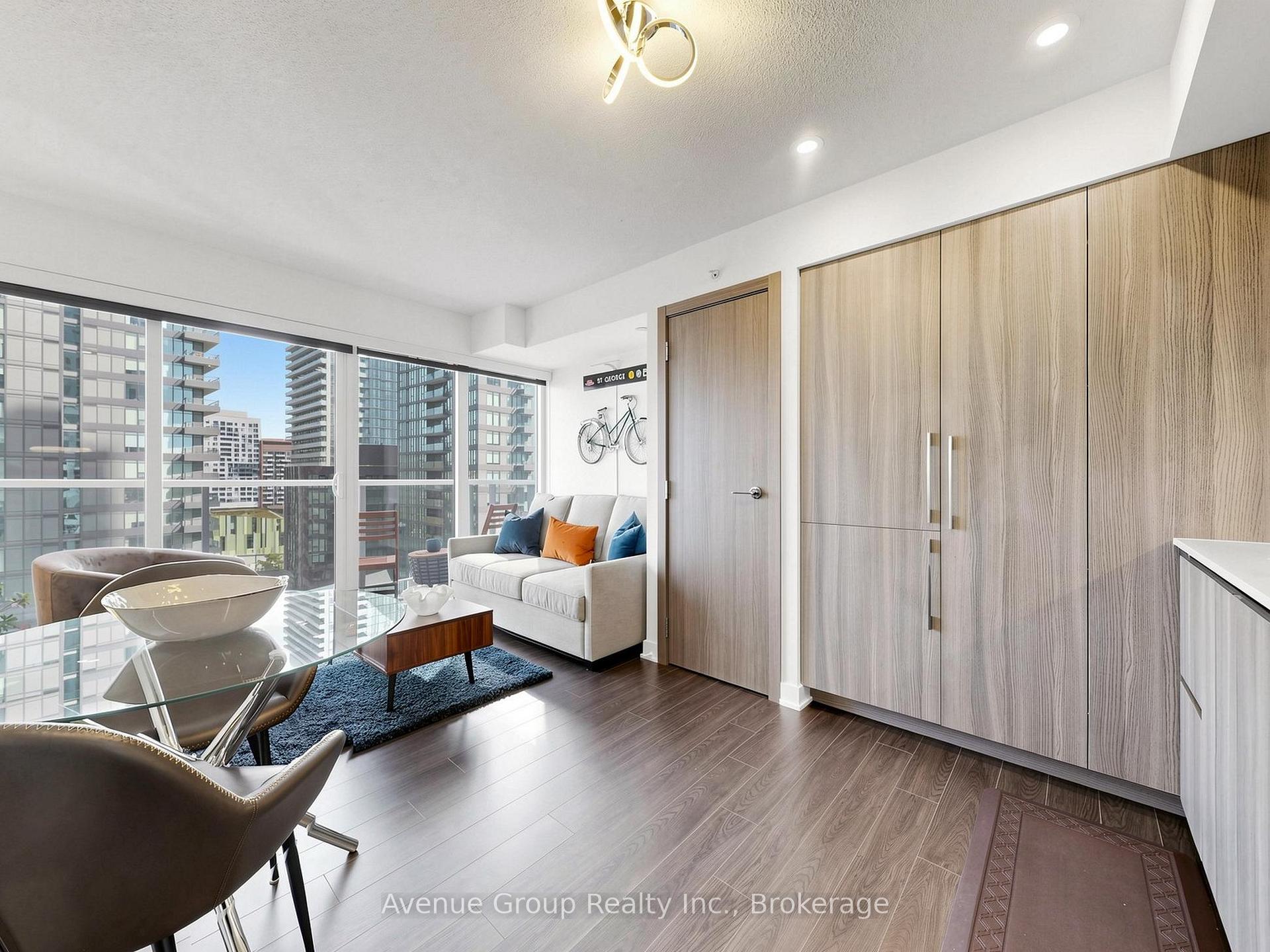 Photo 14 of Unit 1105, 19 Bathurst Street, Toronto, Waterfront Communities — HOMEH