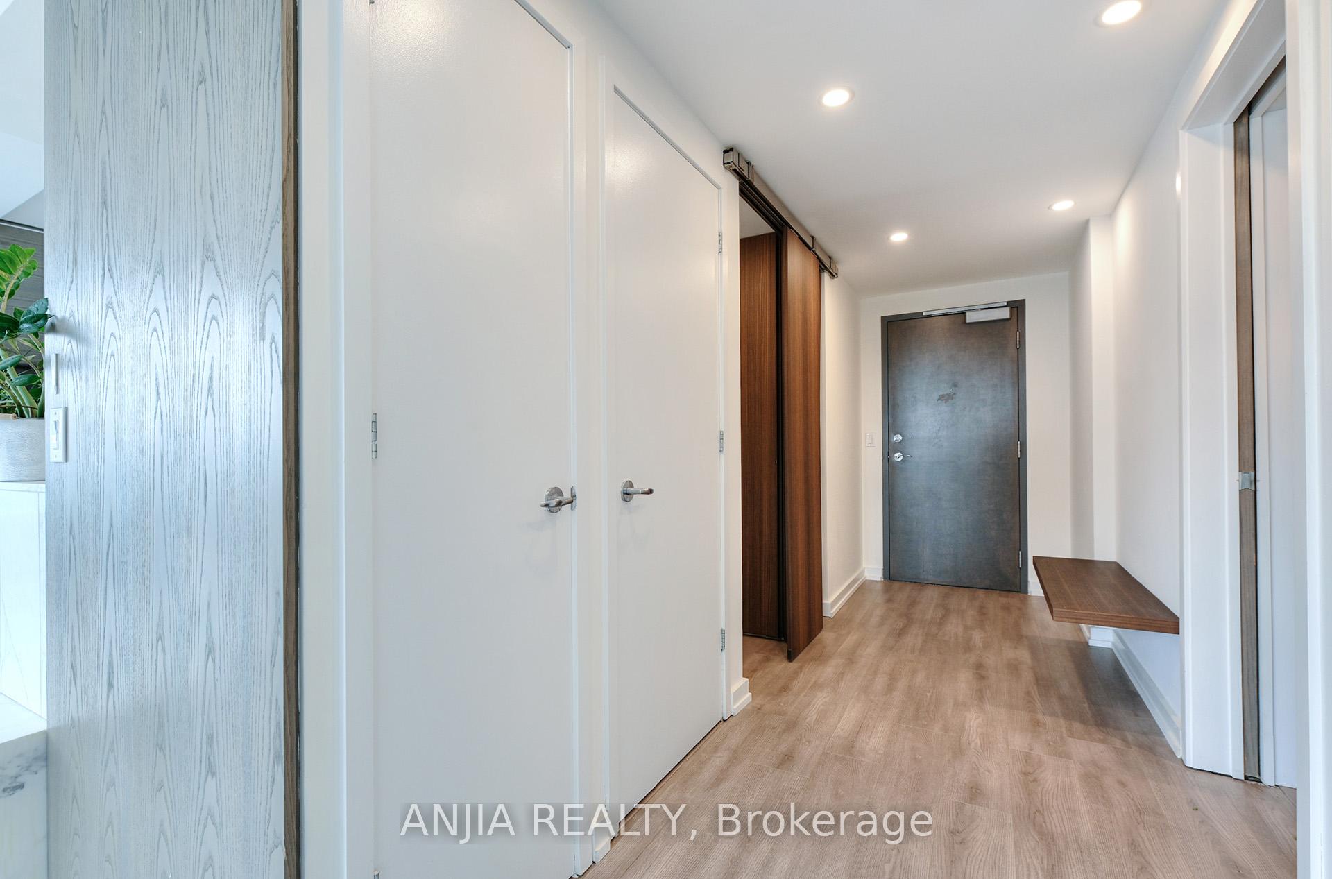 Photo 10 of Unit 1001, 281 Mutual Street, Toronto, Church-Yonge Corridor — HOMEH