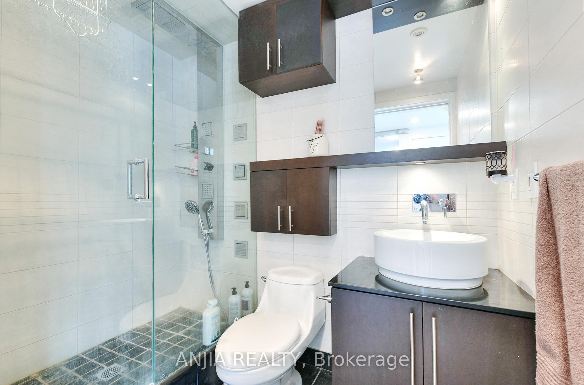 Photo 11 of Unit 1001, 281 Mutual Street, Toronto, Church-Yonge Corridor — HOMEH