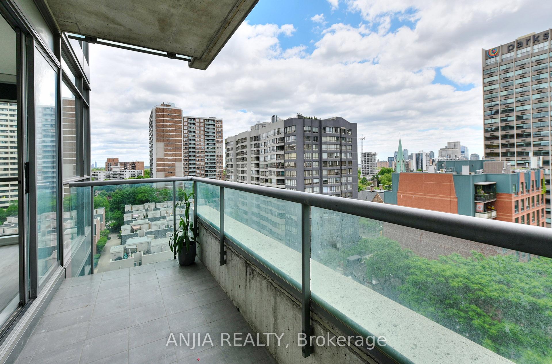 Photo 35 of Unit 1001, 281 Mutual Street, Toronto, Church-Yonge Corridor — HOMEH