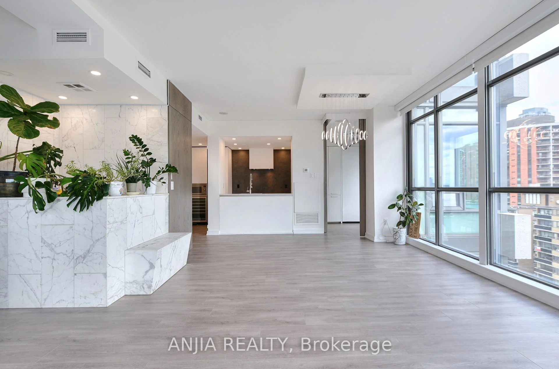 Photo 21 of Unit 1001, 281 Mutual Street, Toronto, Church-Yonge Corridor — HOMEH