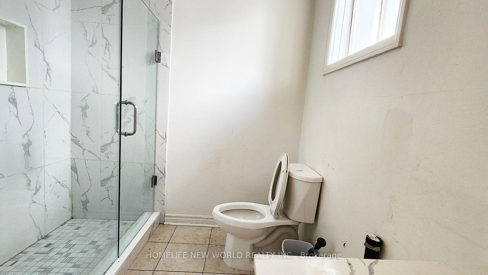 Photo 9 of 2 Arkona Drive, Scarborough, Tam O'Shanter-Sullivan — HOMEH