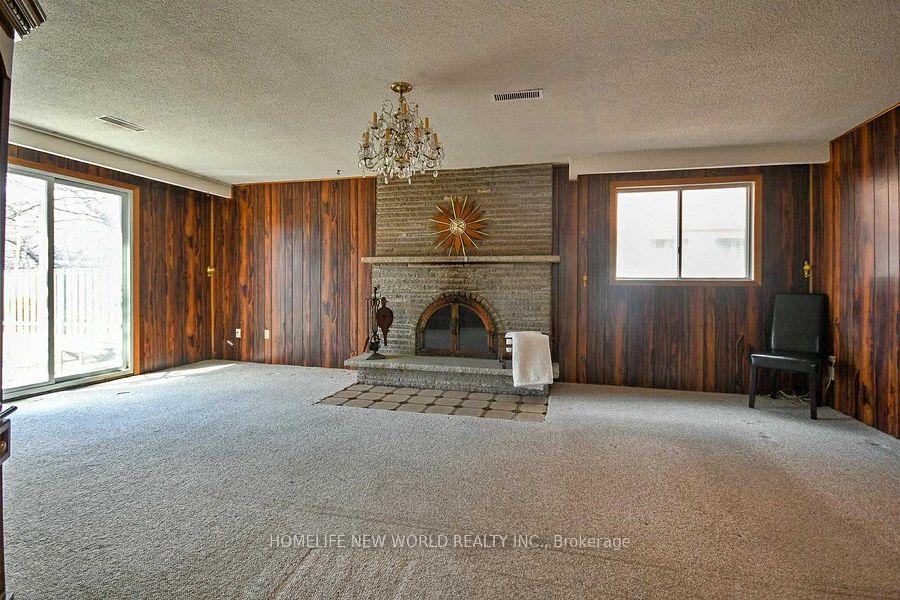 Photo 15 of 2 Arkona Drive, Scarborough, Tam O'Shanter-Sullivan — HOMEH