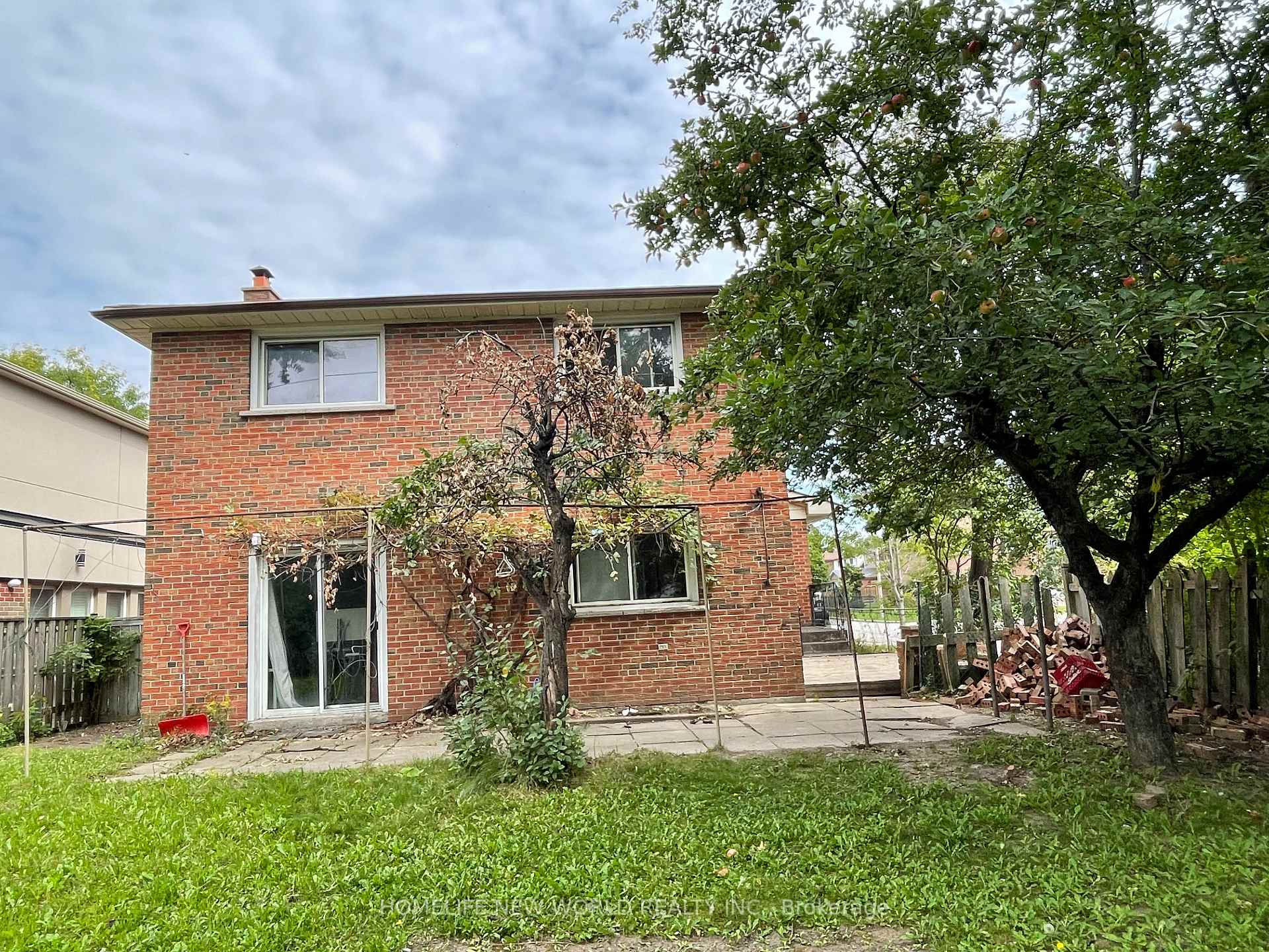Photo 32 of 2 Arkona Drive, Scarborough, Tam O'Shanter-Sullivan — HOMEH