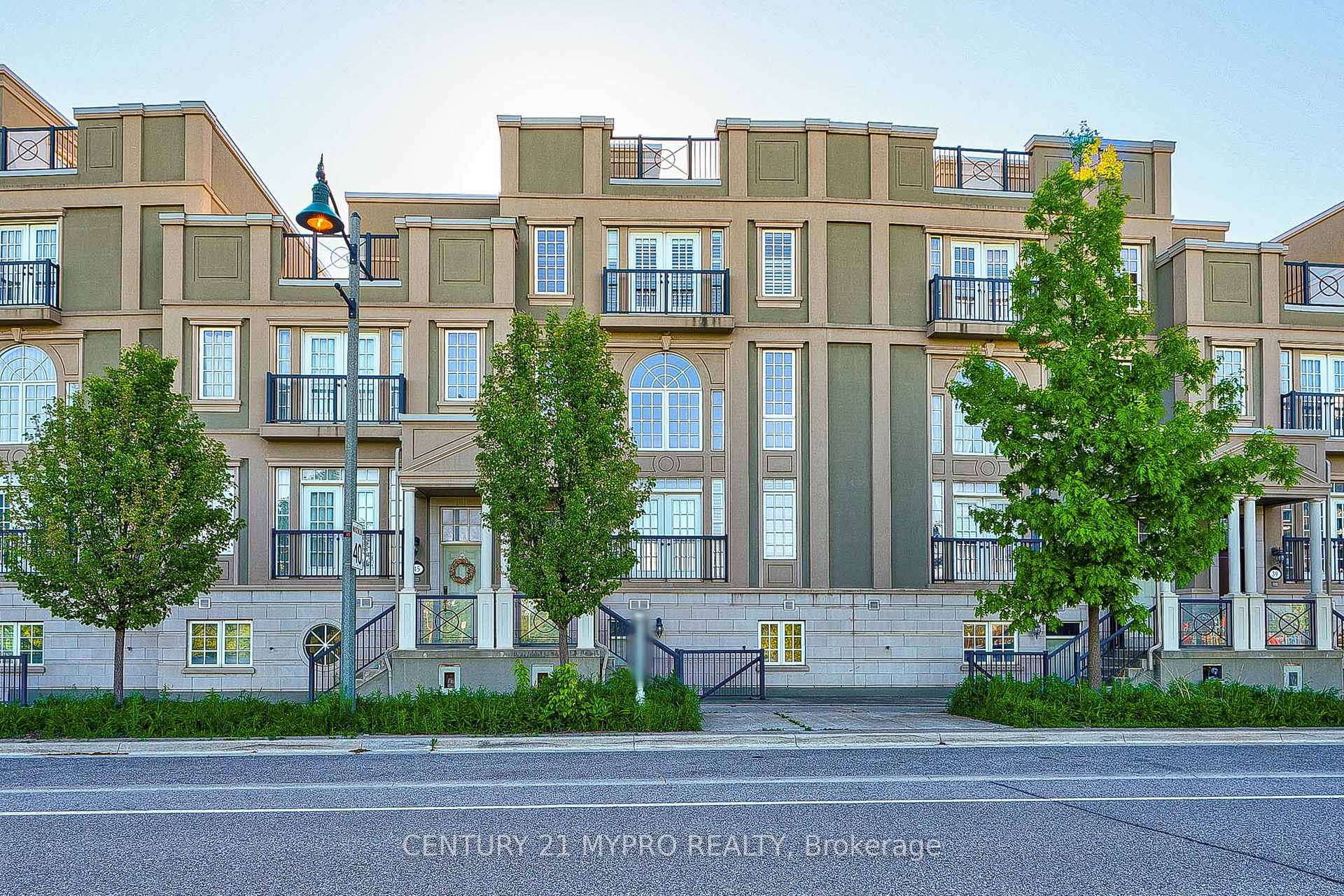 Photo 1 of 43 Rouge Valley Drive, Markham, Unionville — HOMEH