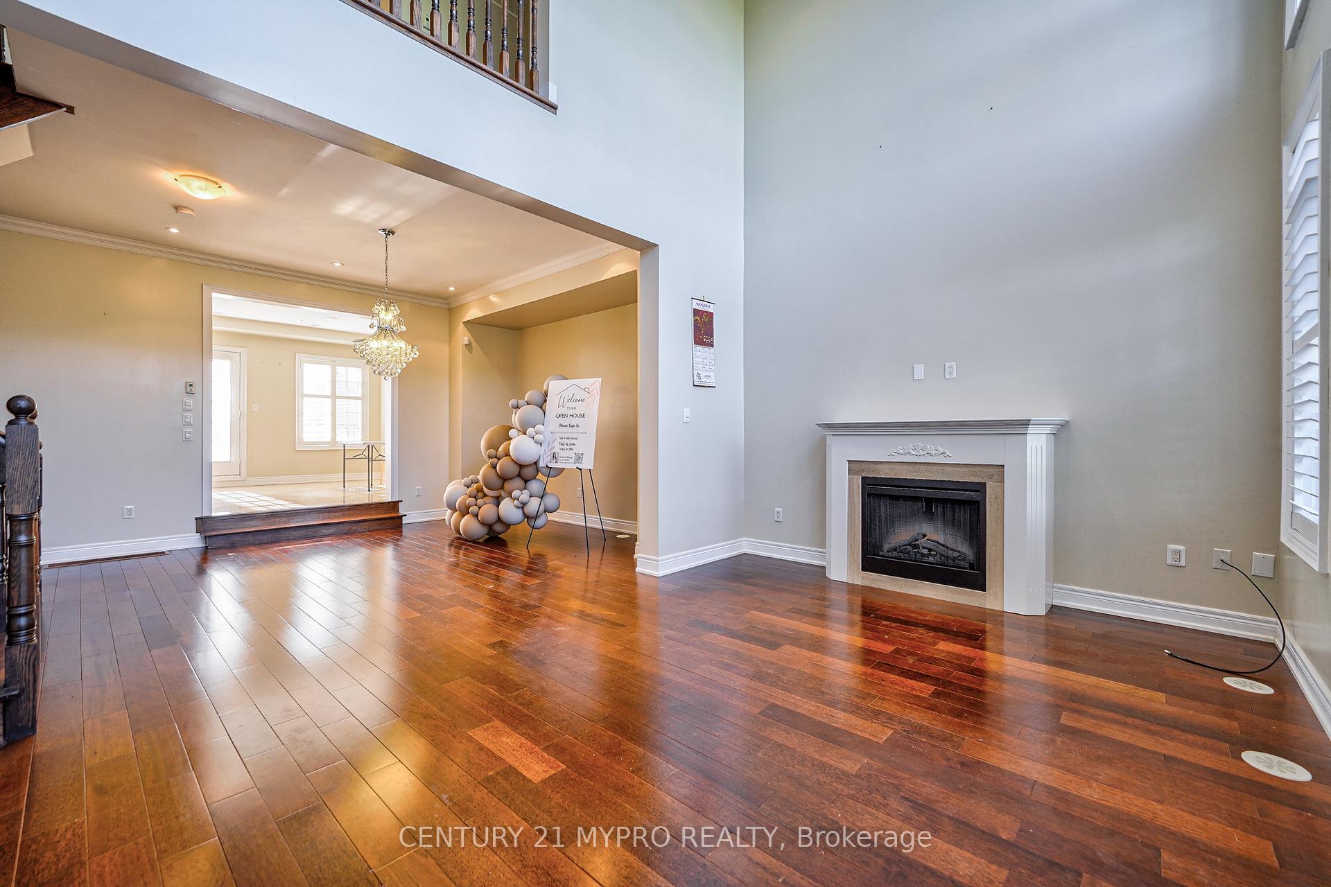 Photo 12 of 43 Rouge Valley Drive, Markham, Unionville — HOMEH