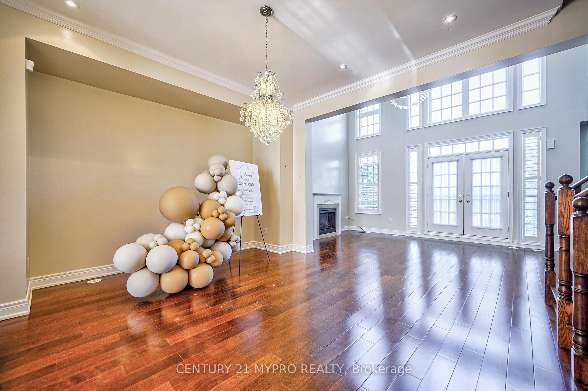Photo 16 of 43 Rouge Valley Drive, Markham, Unionville — HOMEH