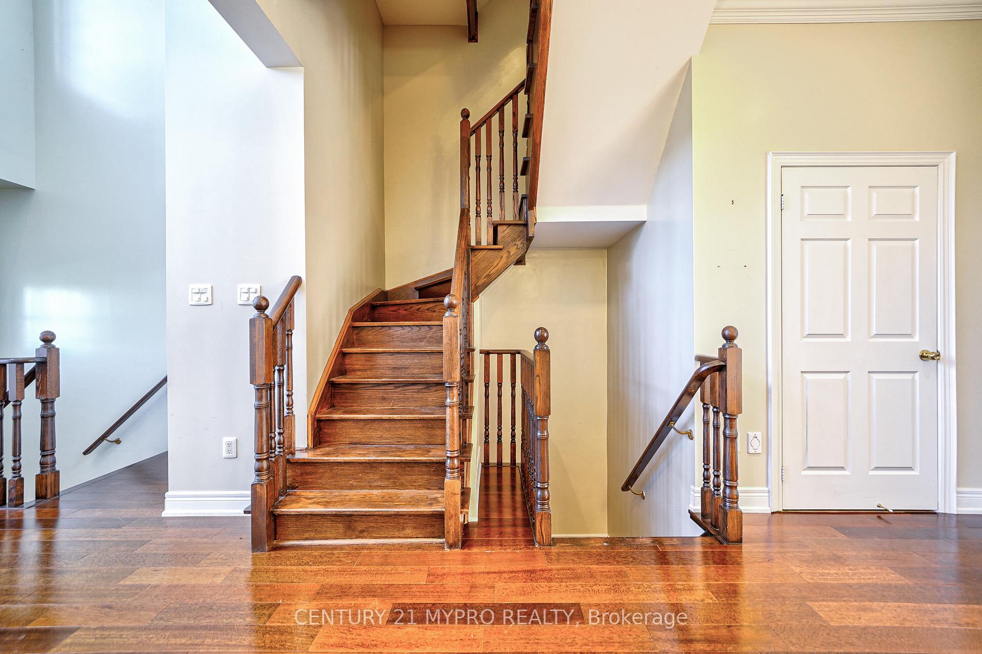 Photo 19 of 43 Rouge Valley Drive, Markham, Unionville — HOMEH