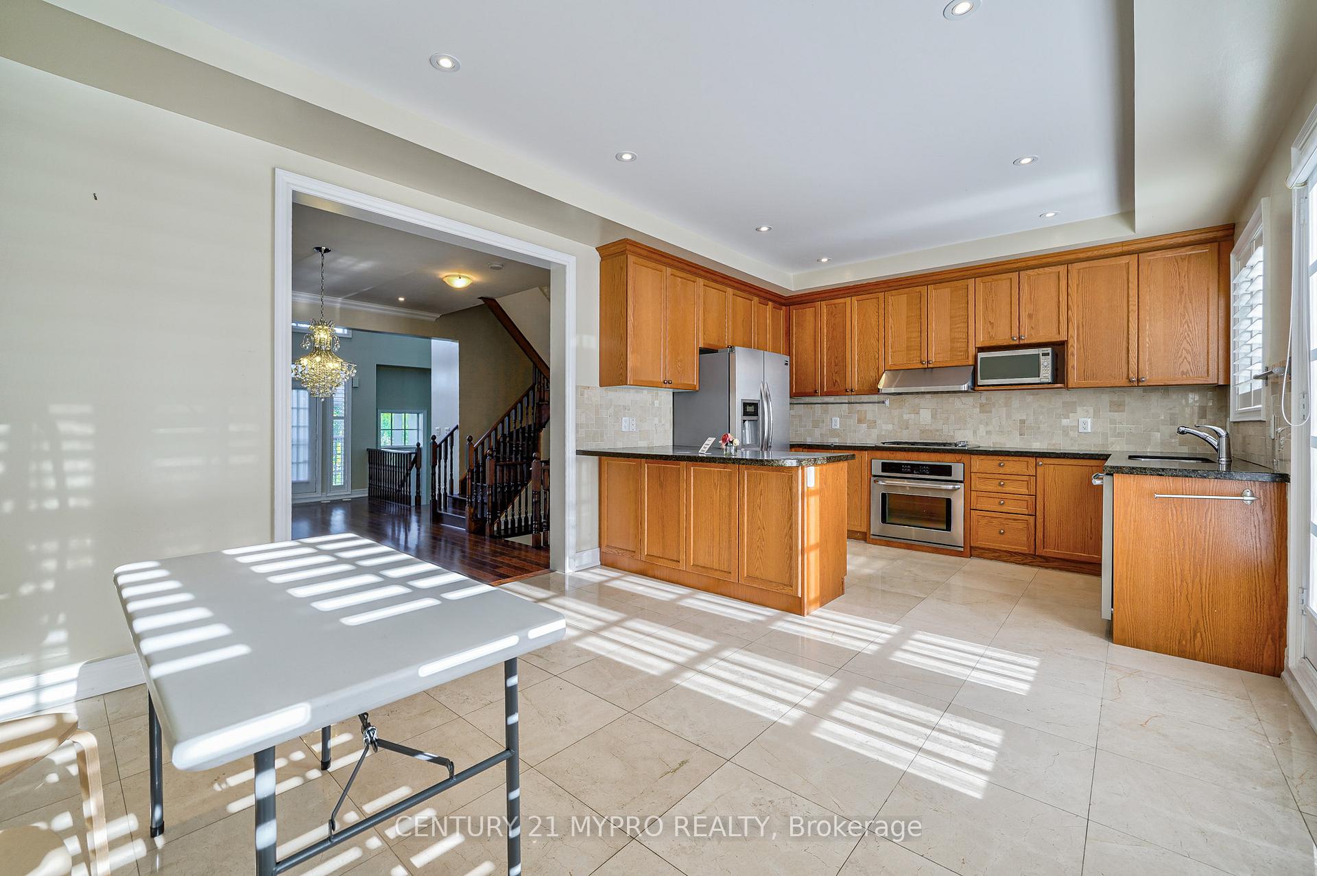 Photo 20 of 43 Rouge Valley Drive, Markham, Unionville — HOMEH