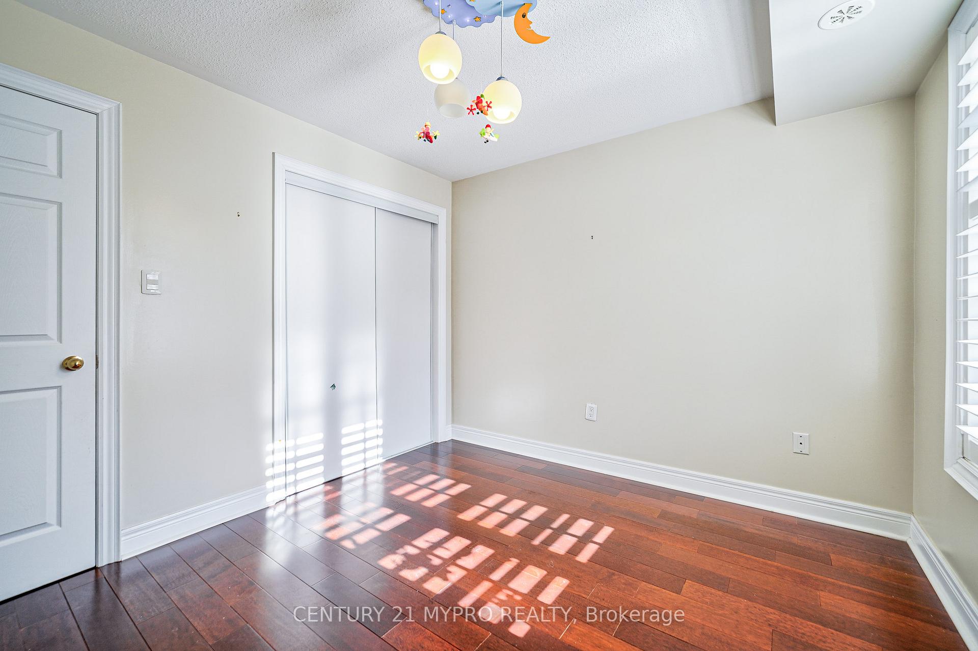 Photo 30 of 43 Rouge Valley Drive, Markham, Unionville — HOMEH