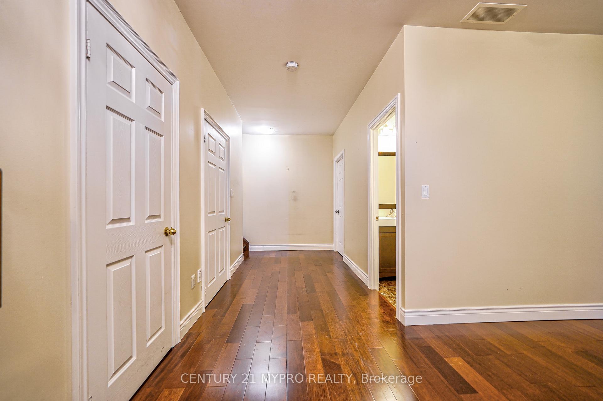 Photo 45 of 43 Rouge Valley Drive, Markham, Unionville — HOMEH