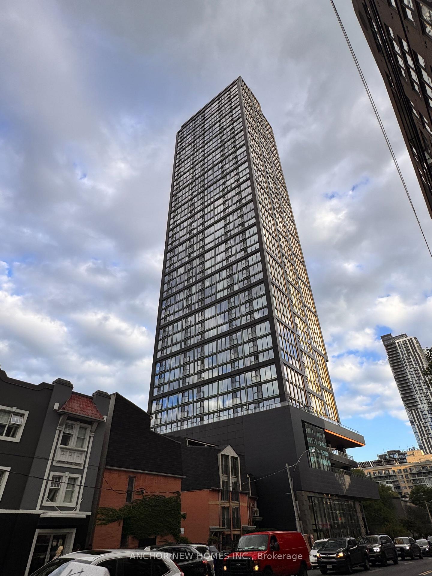 Photo of Unit 3903, 319 Jarvis Street
