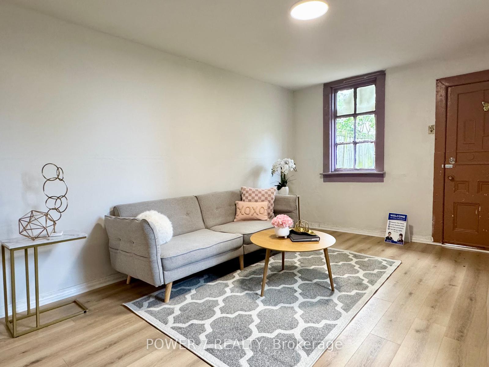 Photo 12 of 810 Ossington Avenue, Toronto, Dovercourt-Wallace Emerson-Junction — HOMEH
