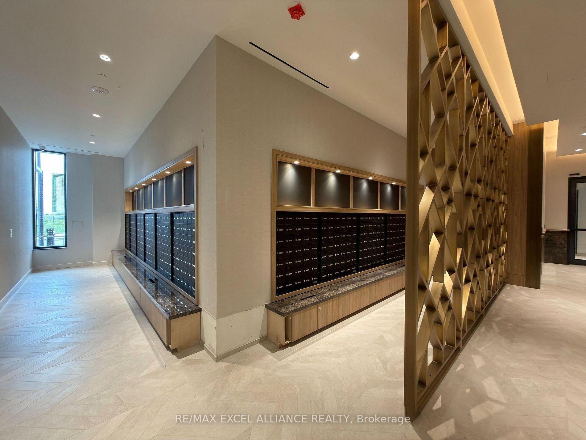 Photo 4 of Unit 1712, 5 Meadowdale Road, Vaughan, Vaughan Corporate Centre — HOMEH