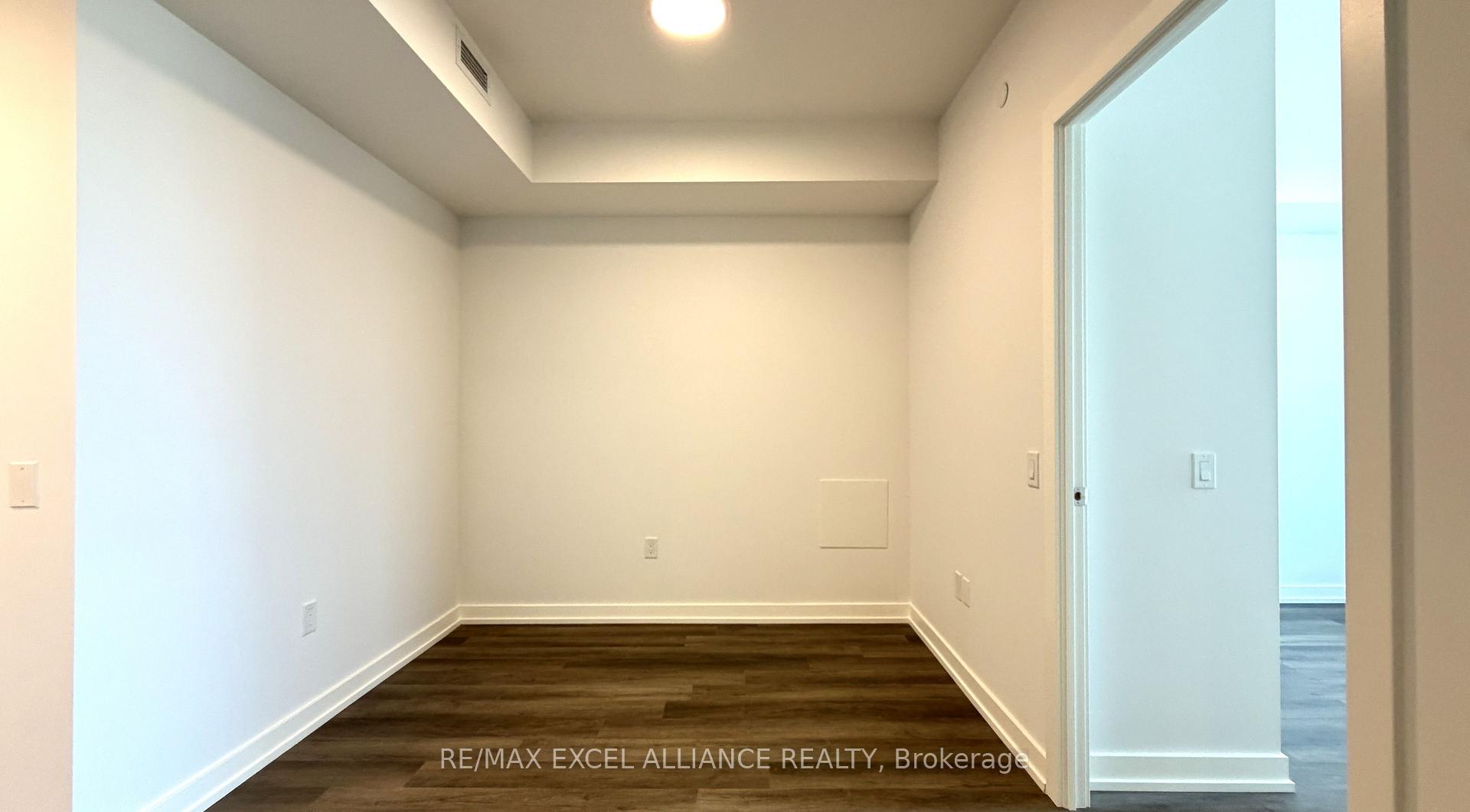 Photo 9 of Unit 1712, 5 Meadowdale Road, Vaughan, Vaughan Corporate Centre — HOMEH