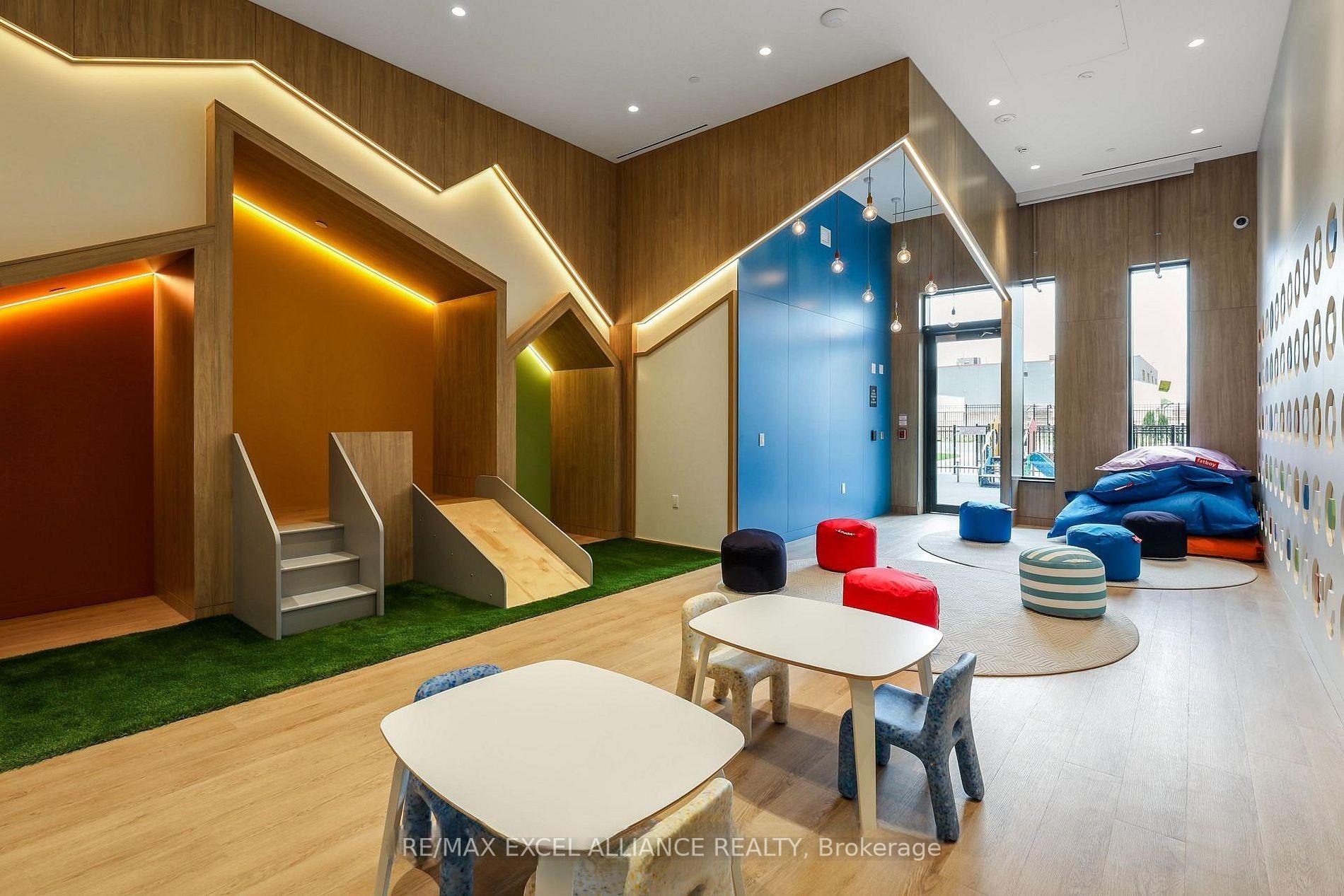 Photo 23 of Unit 1712, 5 Meadowdale Road, Vaughan, Vaughan Corporate Centre — HOMEH
