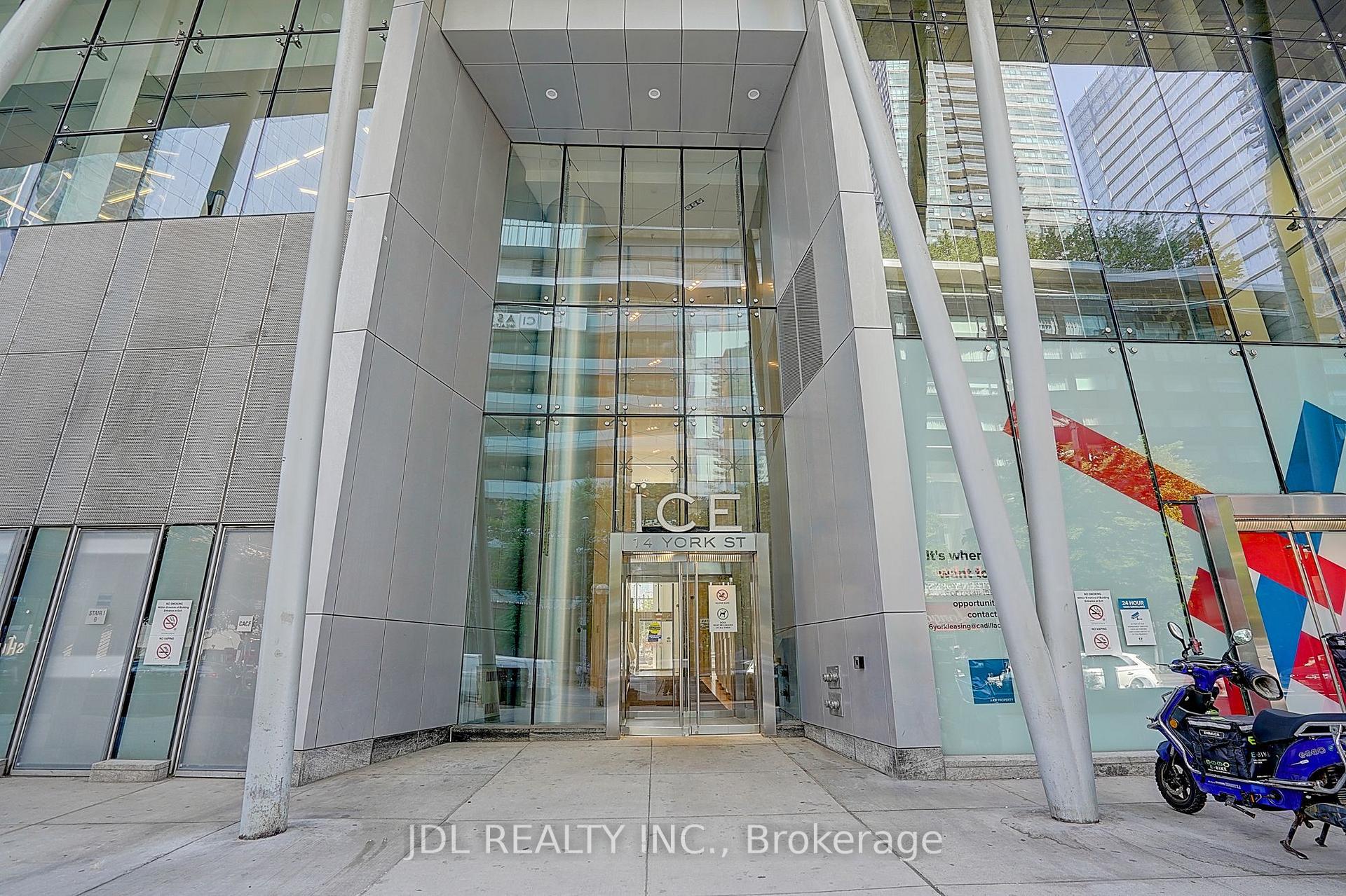 Photo 3 of Unit 2012, 14 York Street, Toronto, Waterfront Communities — HOMEH