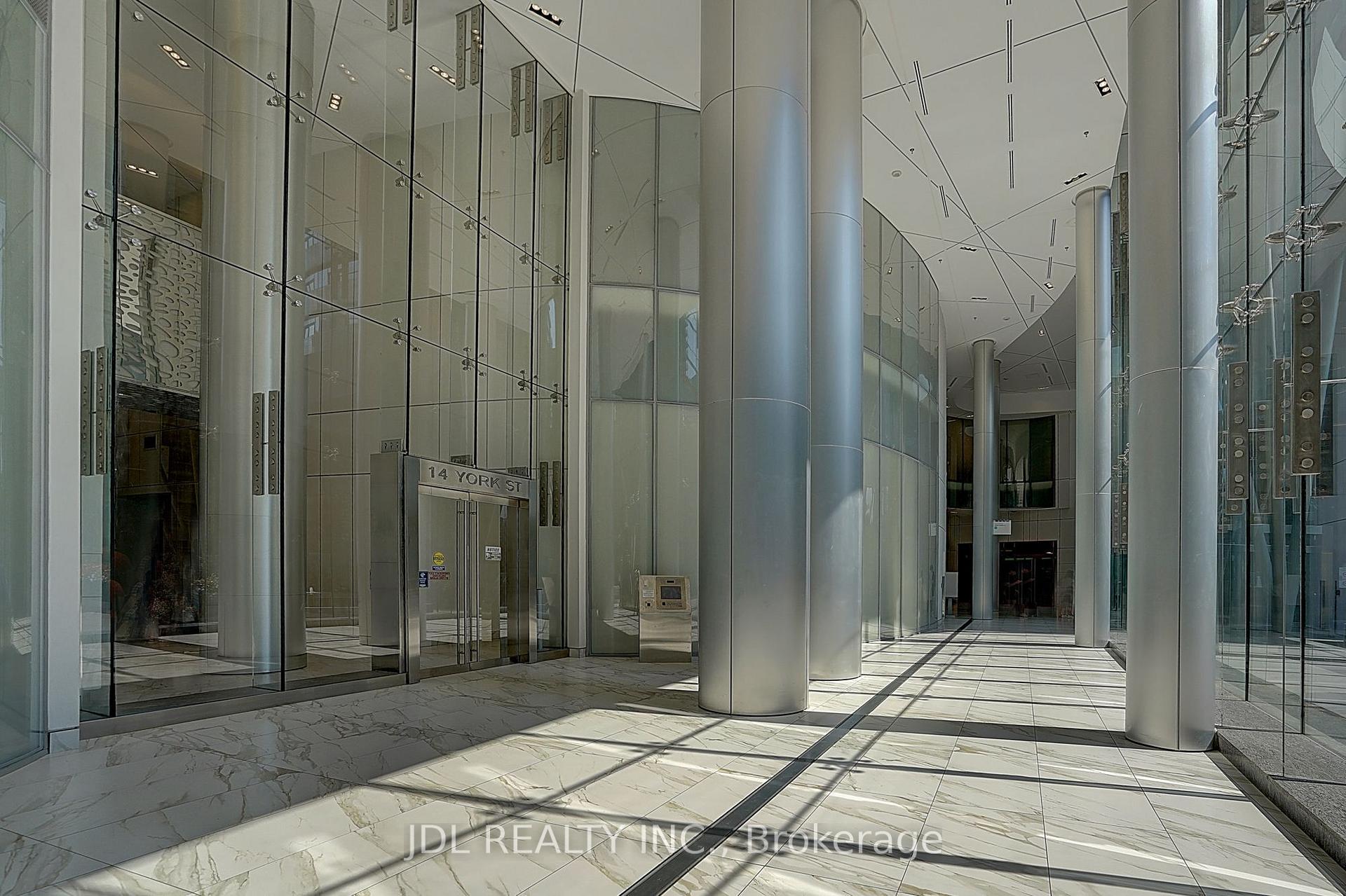 Photo 4 of Unit 2012, 14 York Street, Toronto, Waterfront Communities — HOMEH