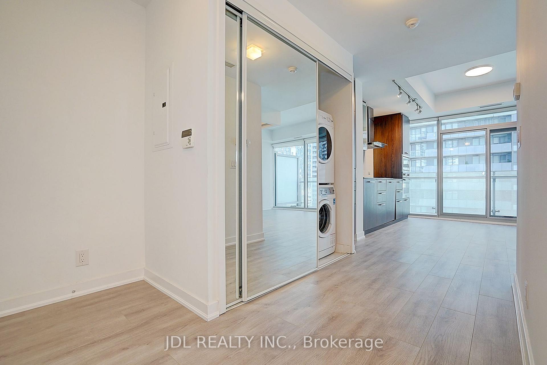 Photo 13 of Unit 2012, 14 York Street, Toronto, Waterfront Communities — HOMEH