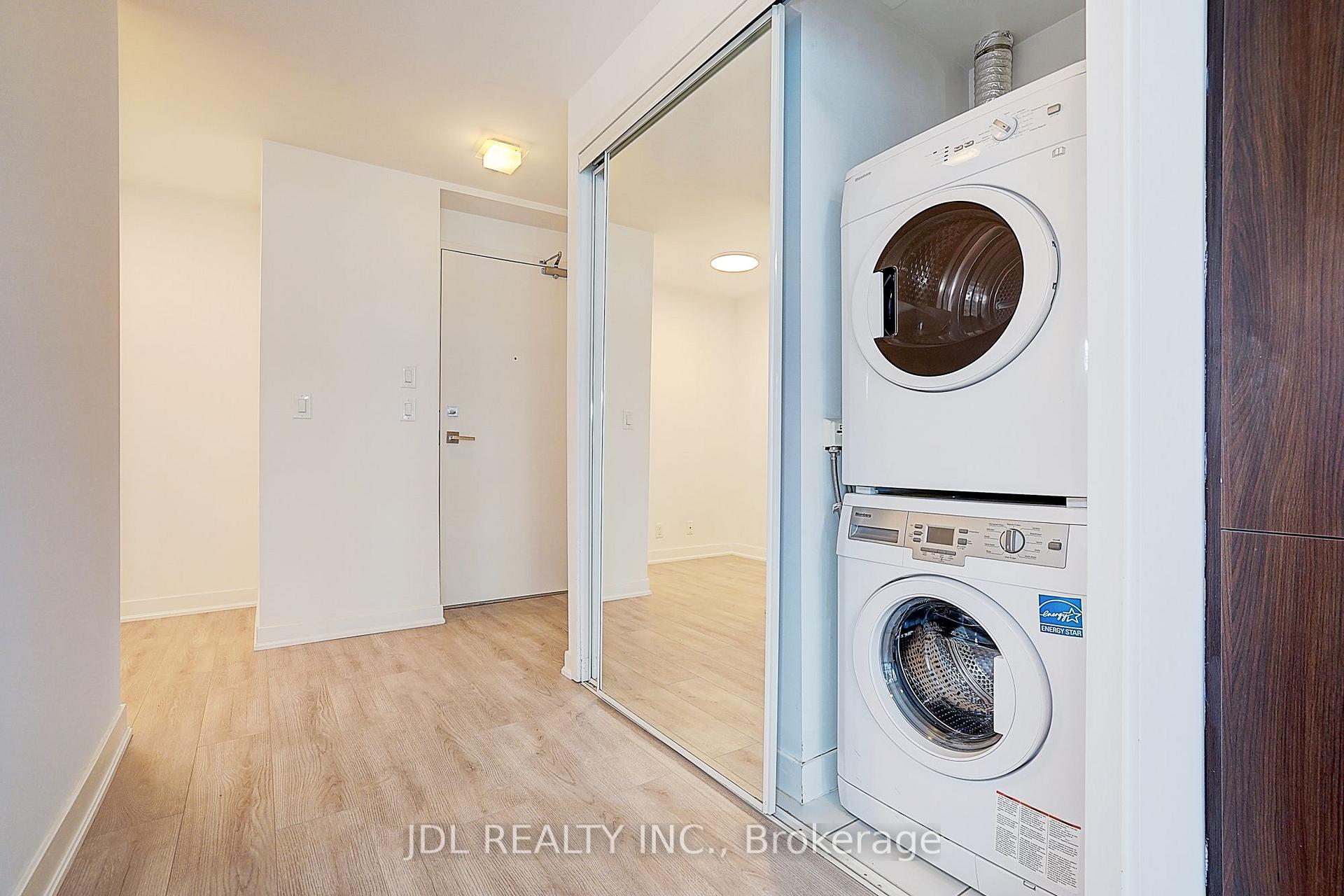 Photo 14 of Unit 2012, 14 York Street, Toronto, Waterfront Communities — HOMEH