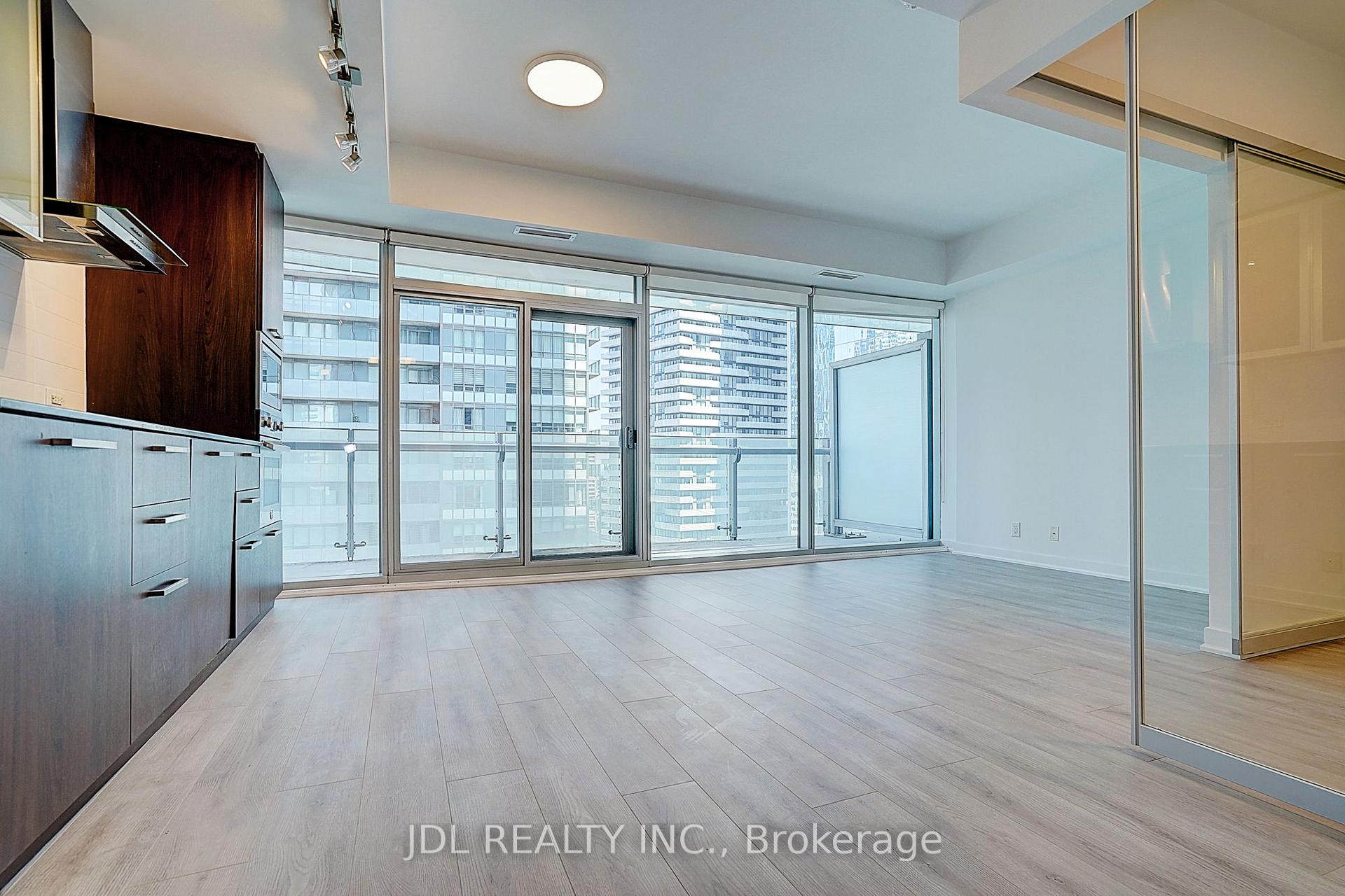 Photo 24 of Unit 2012, 14 York Street, Toronto, Waterfront Communities — HOMEH