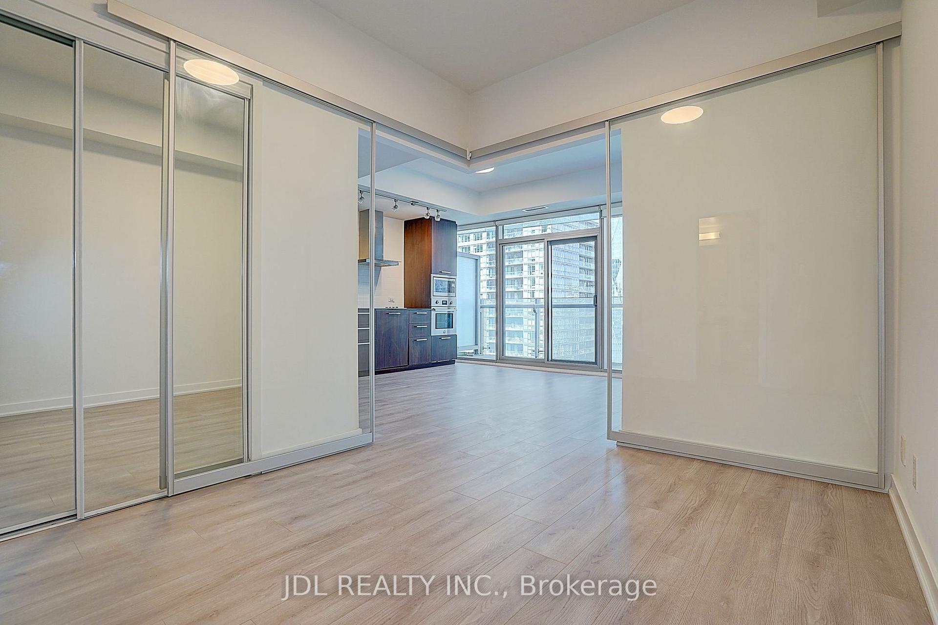 Photo 37 of Unit 2012, 14 York Street, Toronto, Waterfront Communities — HOMEH