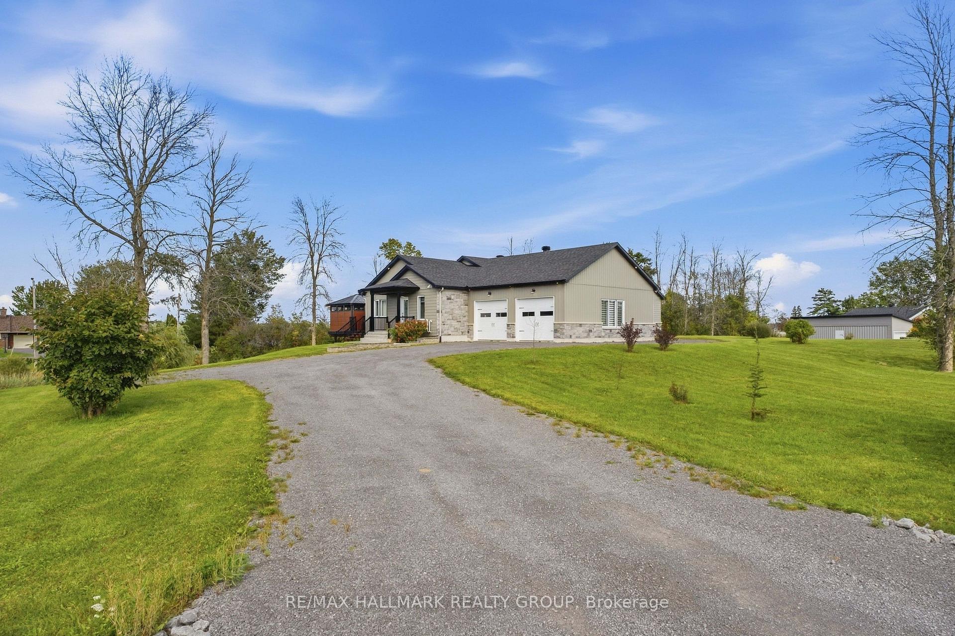 Photo 47 of 3515 Front Road E, Champlain, Champlain Twp — HOMEH