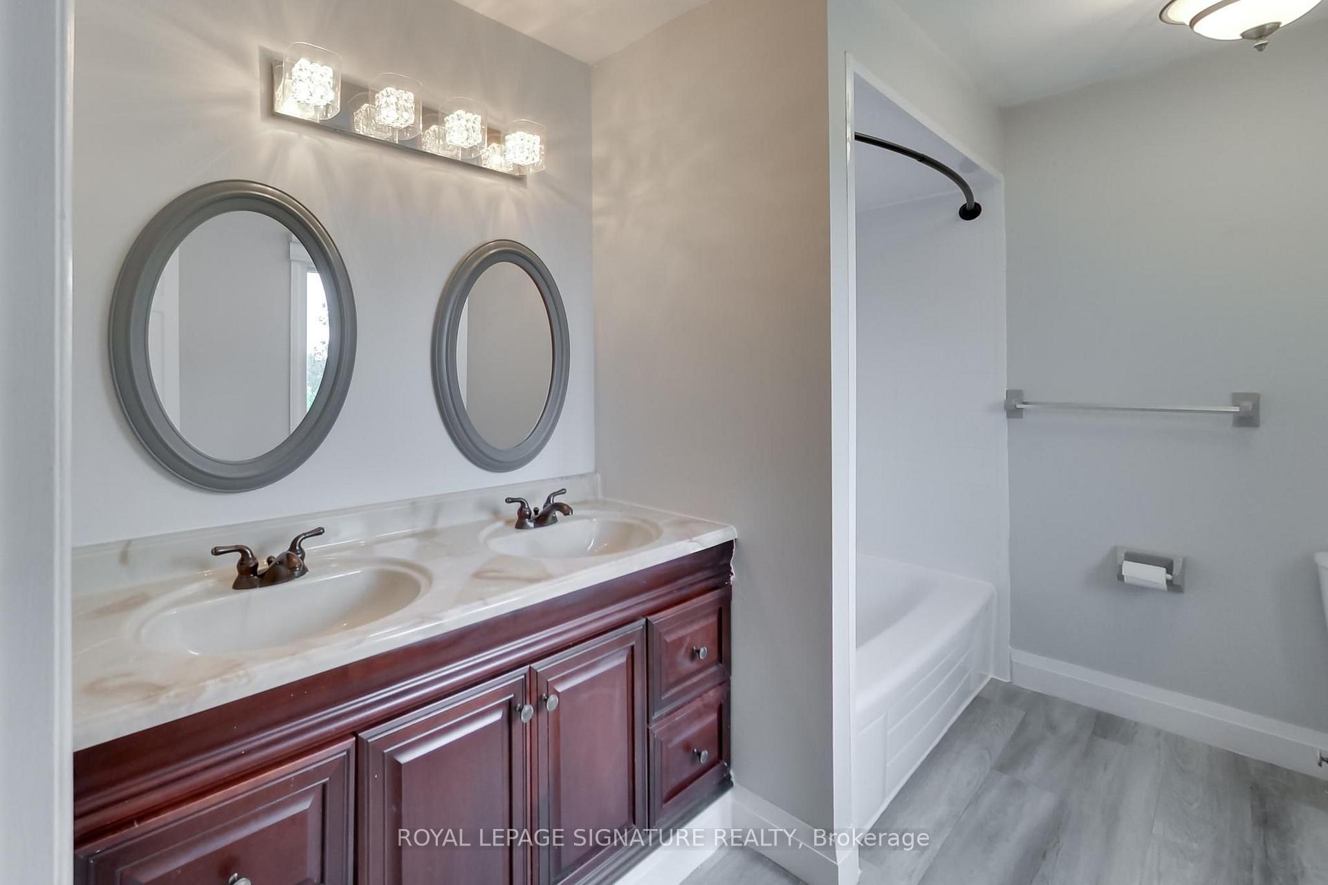 Photo 29 of 35 Carr Drive, Barrie, Letitia Heights — HOMEH