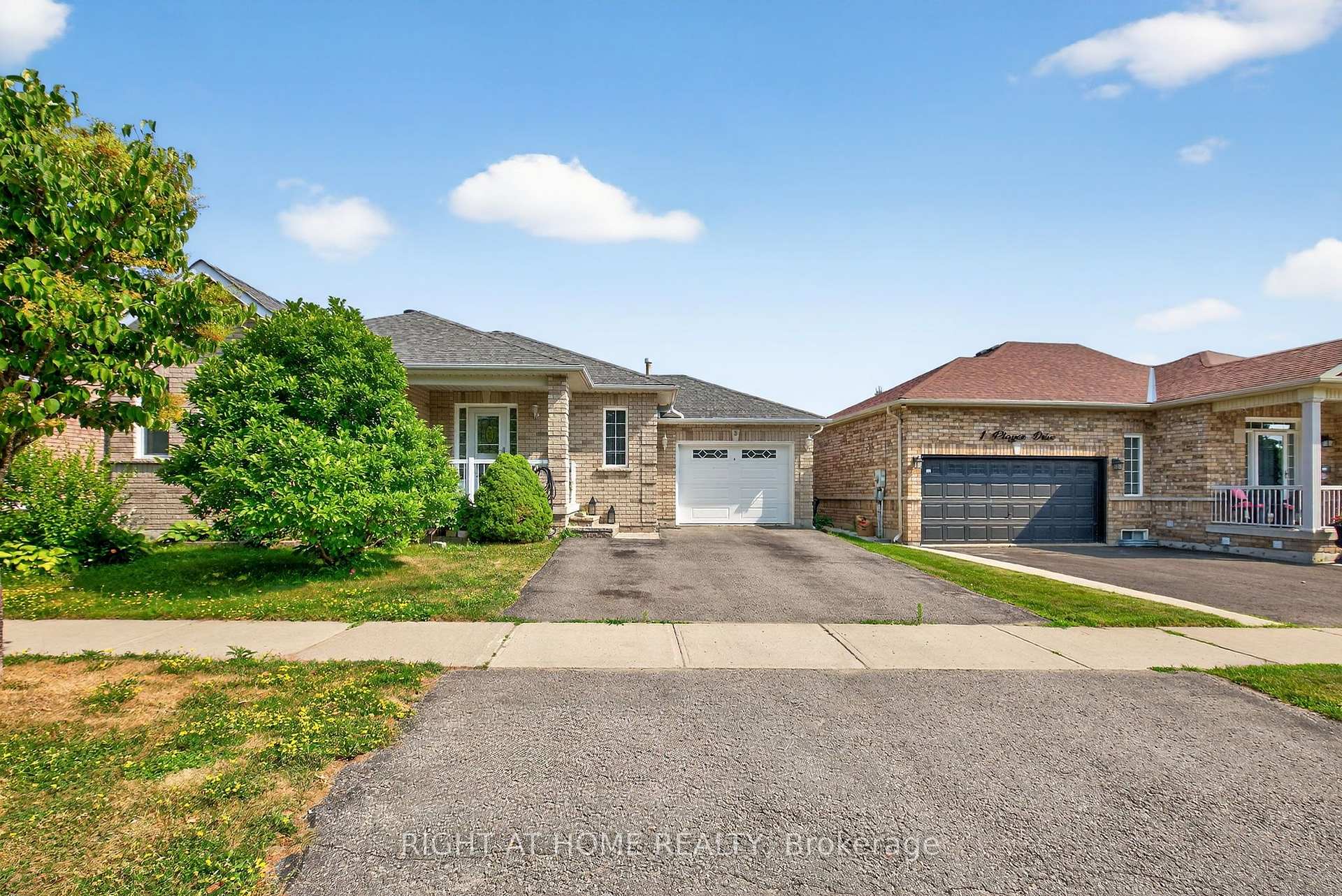 Photo 3 of 3 Player Drive, Barrie, East Bayfield — HOMEH