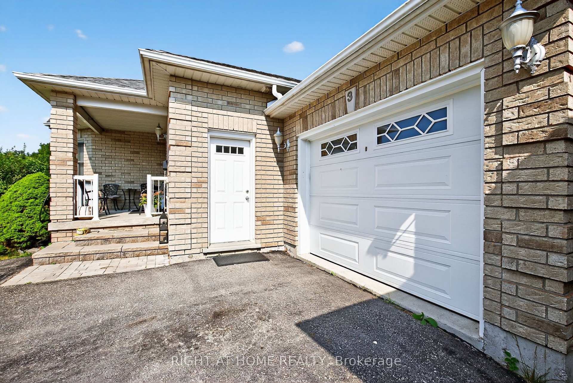 Photo 7 of 3 Player Drive, Barrie, East Bayfield — HOMEH