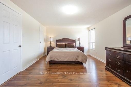 Photo 9 of 113 Upton Crescent, Markham, Milliken Mills West — HOMEH