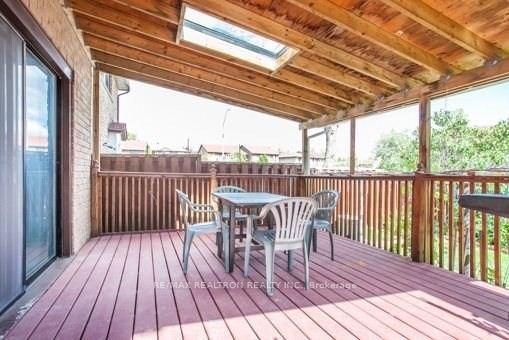 Photo 14 of 113 Upton Crescent, Markham, Milliken Mills West — HOMEH