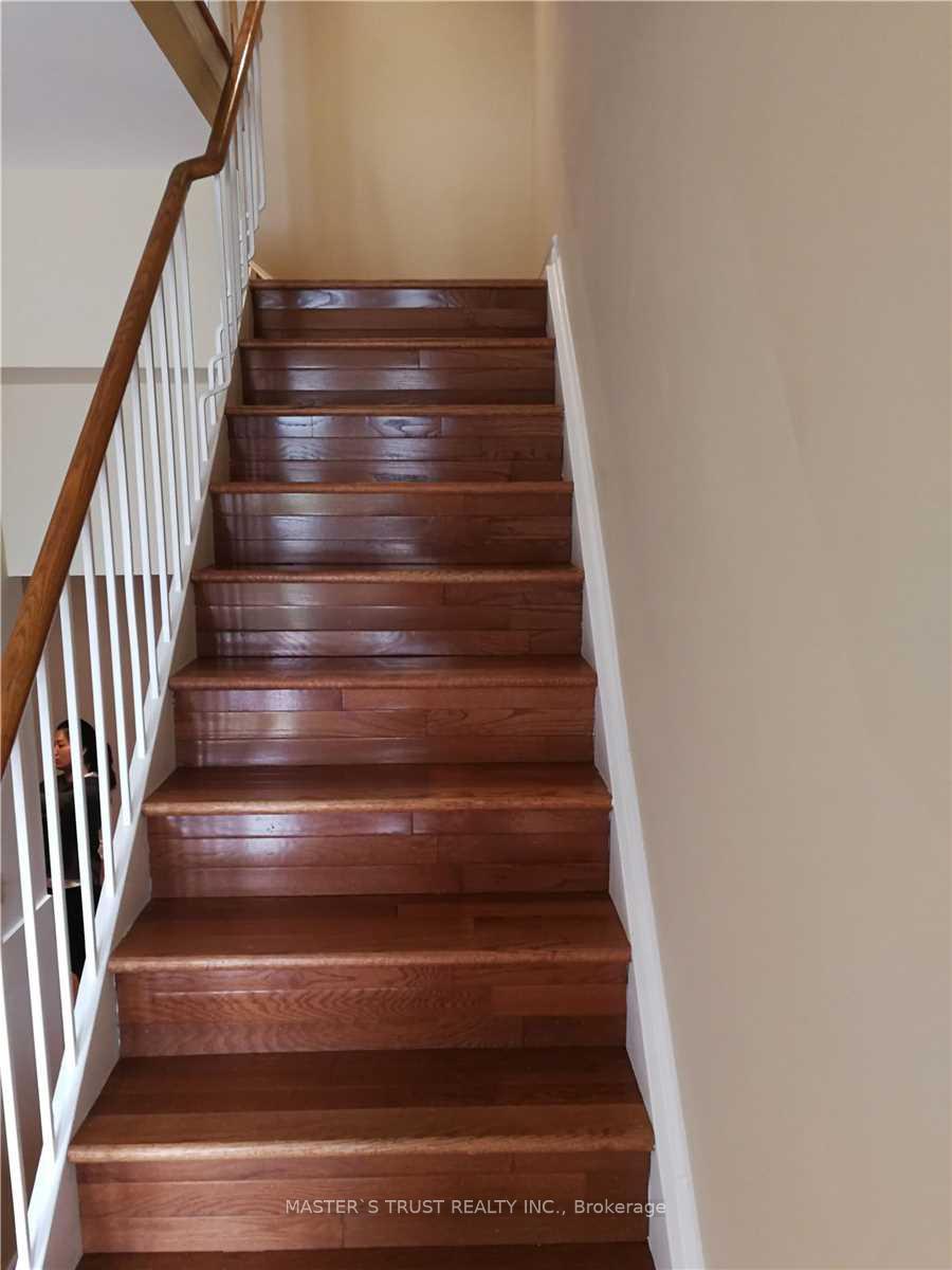 Photo 6 of Unit 15, 653 Village Parkway, Markham, Unionville — HOMEH