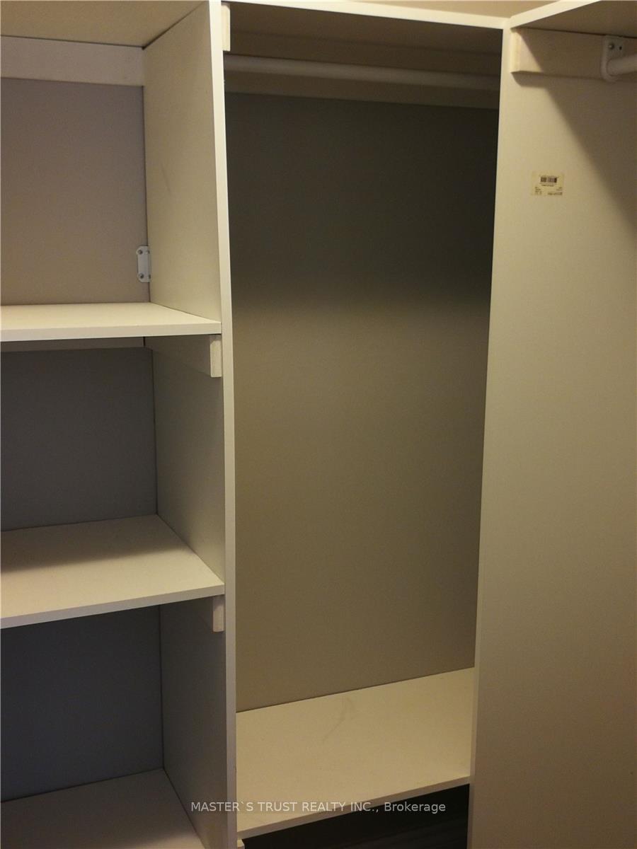 Photo 10 of Unit 15, 653 Village Parkway, Markham, Unionville — HOMEH