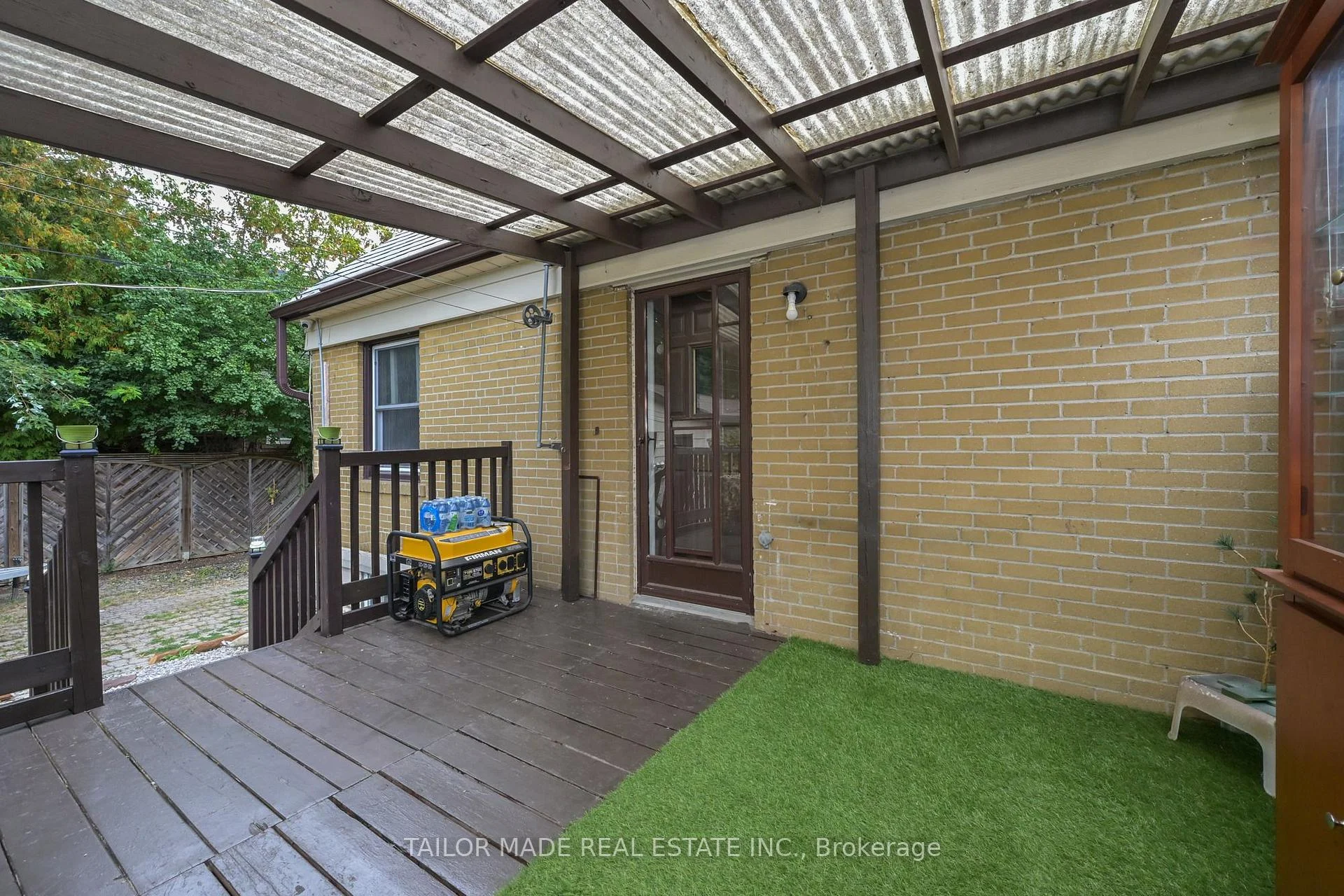 Photo 39 of 88 Mccaul Street, Brampton, Brampton North — HOMEH