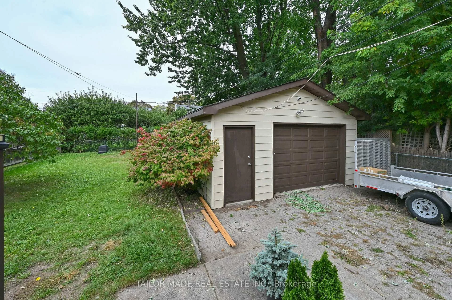 Photo 43 of 88 Mccaul Street, Brampton, Brampton North — HOMEH