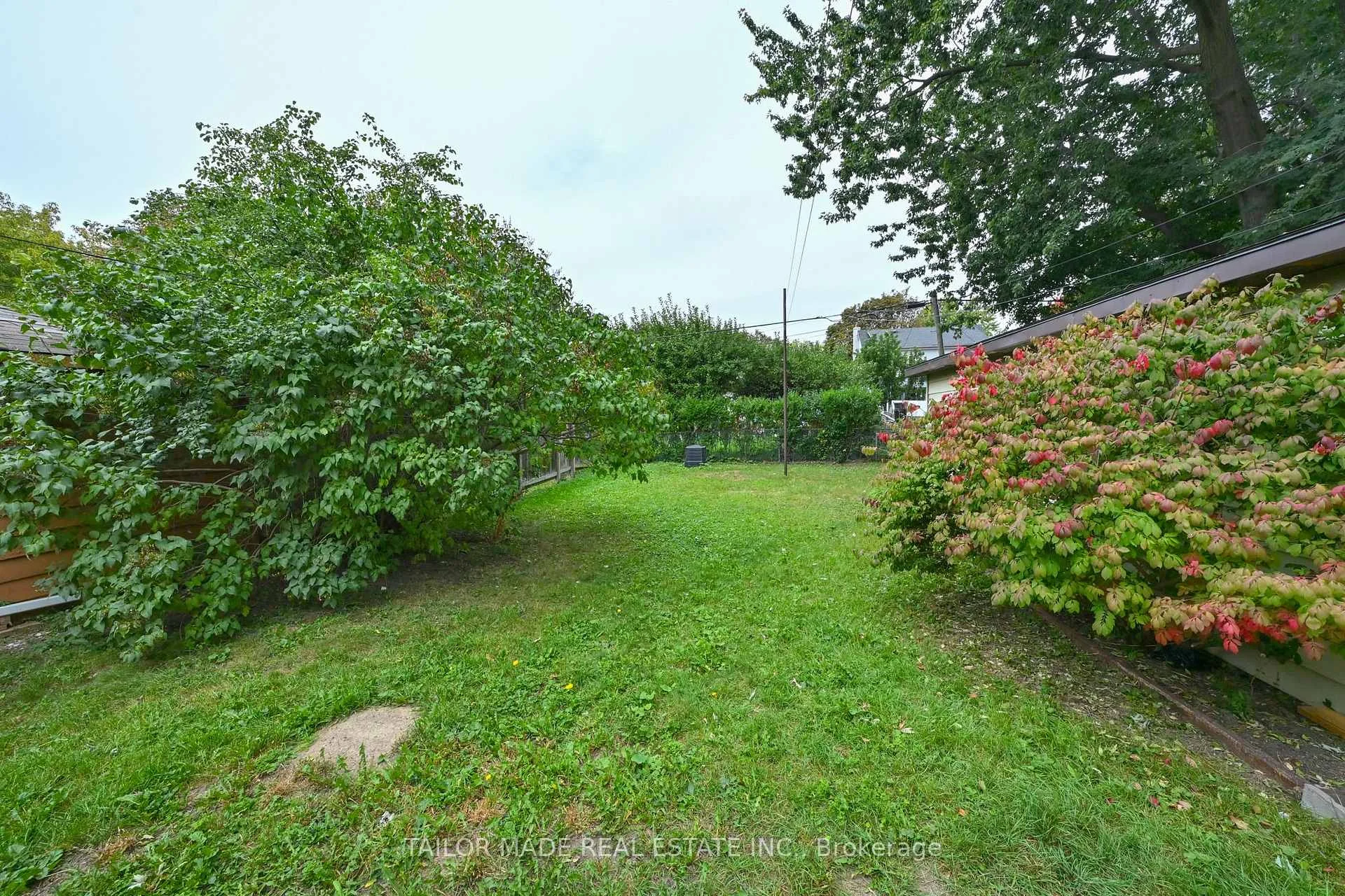 Photo 47 of 88 Mccaul Street, Brampton, Brampton North — HOMEH