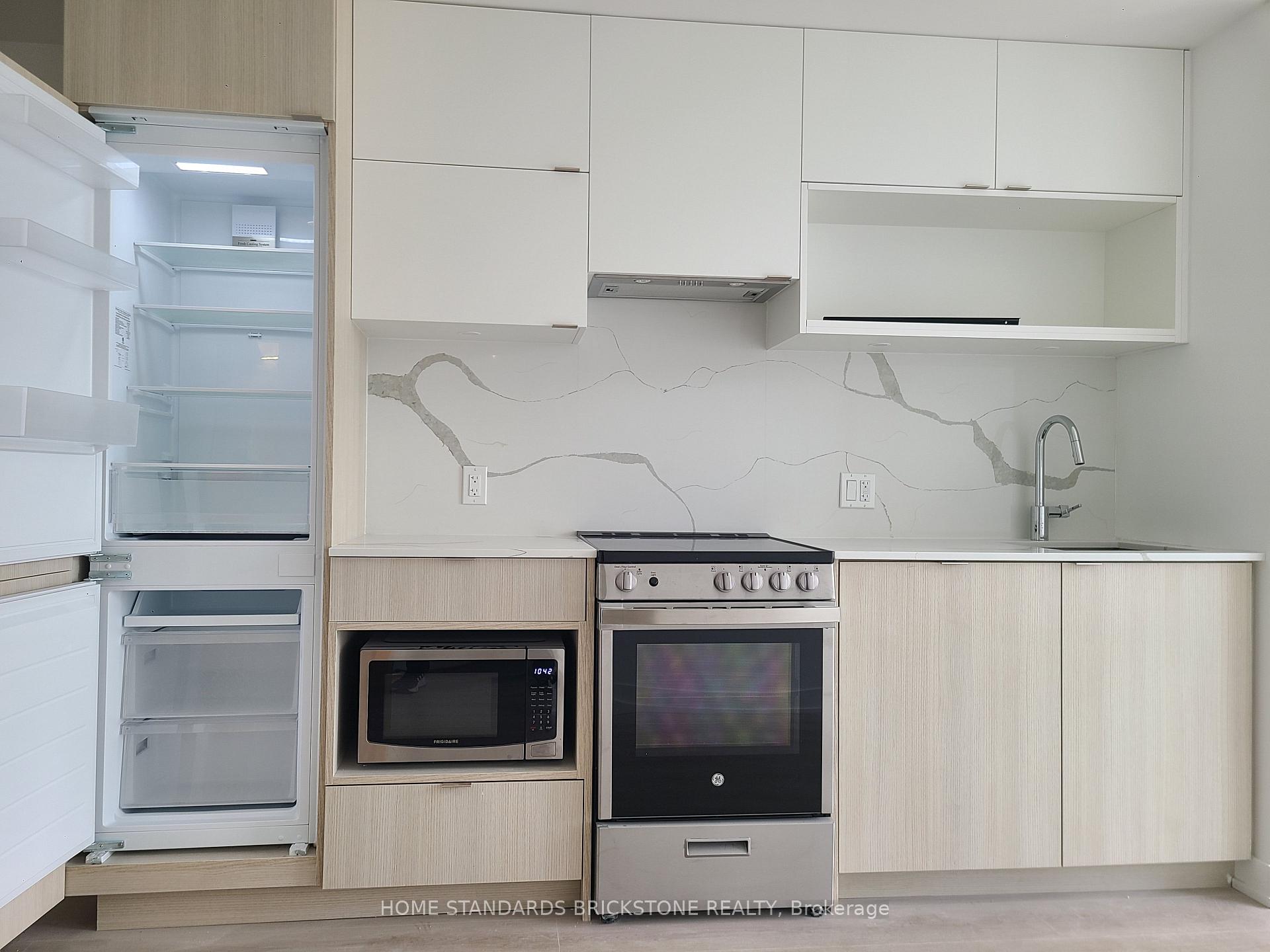 Photo 4 of Unit 3610, 100 Queen Street E, Toronto, Church-Yonge Corridor — HOMEH