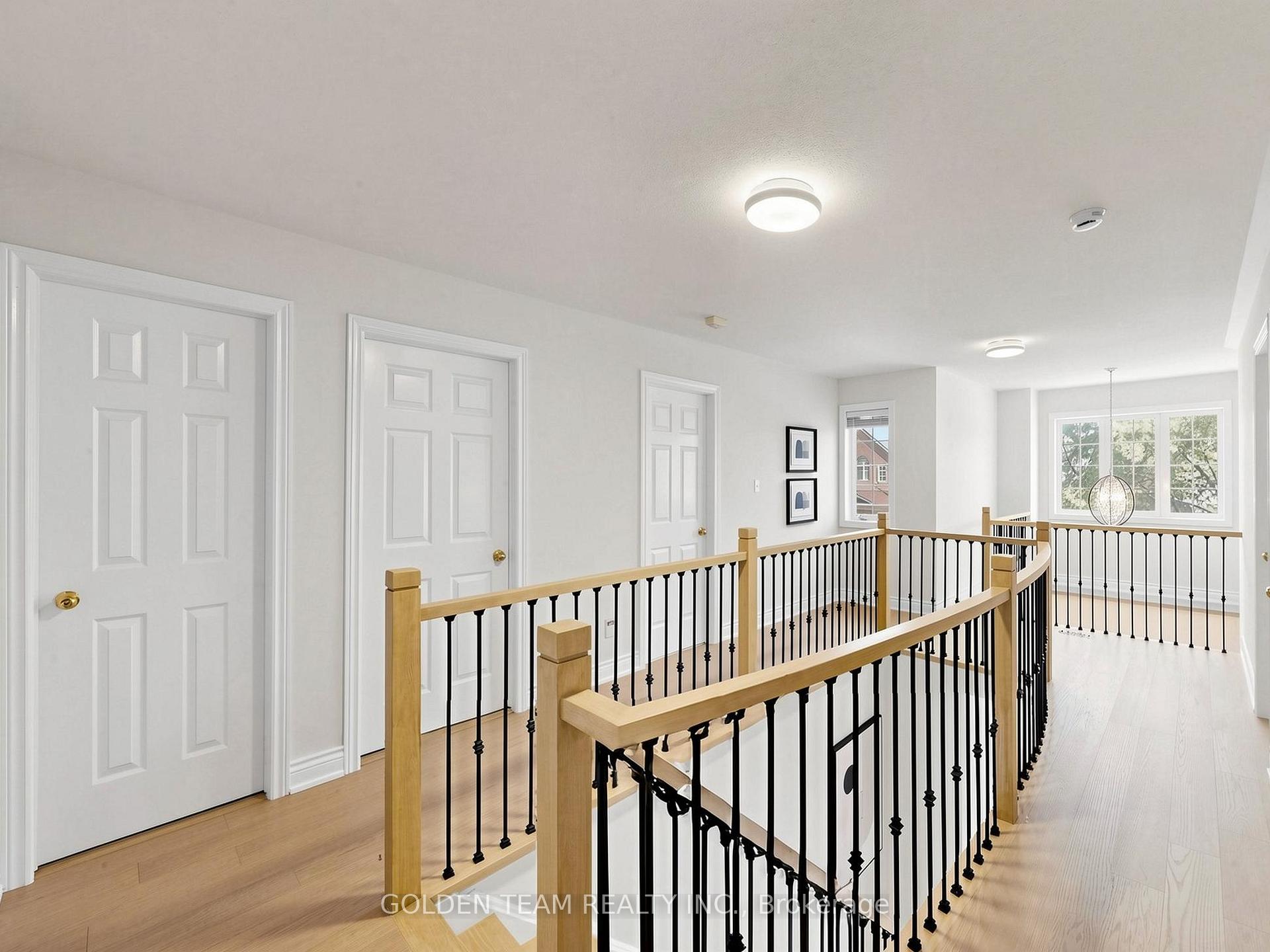 Photo 17 of 31 Brookhaven Crescent, Markham, Berczy — HOMEH