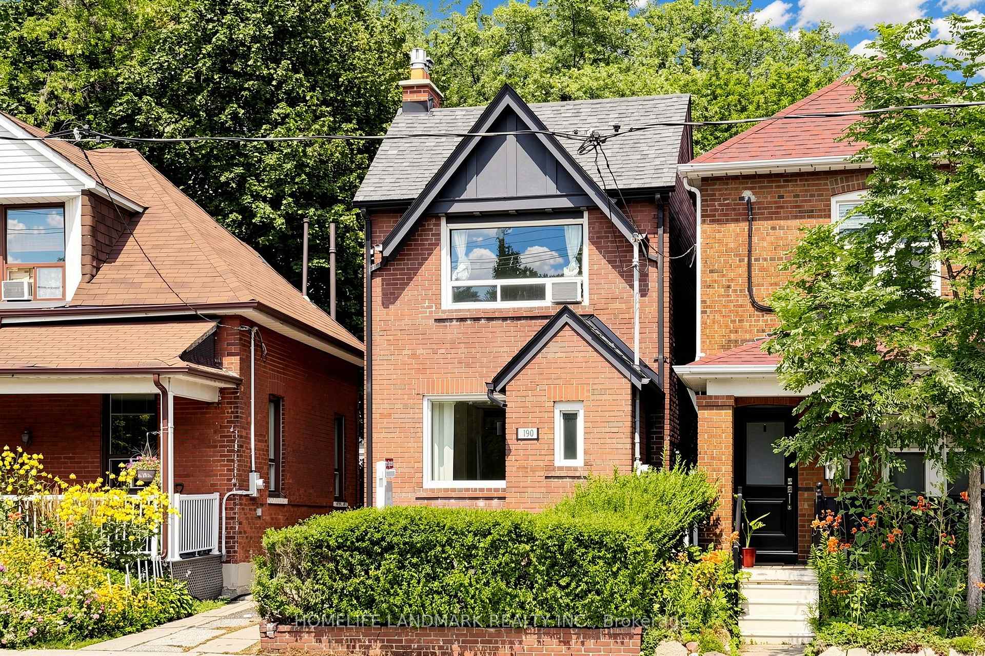 Photo 2 of 190 Lawrence Avenue W, Toronto, Lawrence Park North — HOMEH