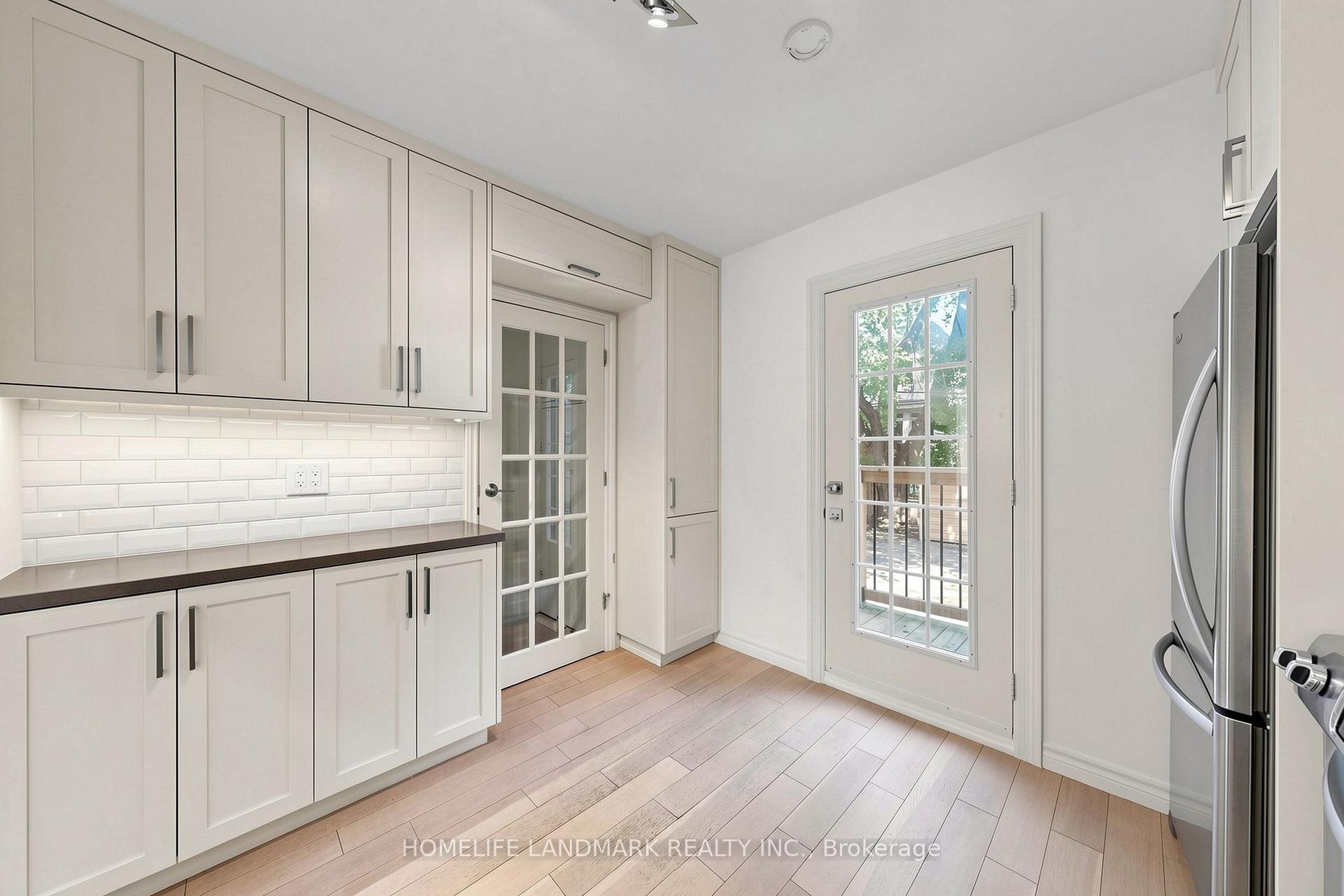 Photo 17 of 190 Lawrence Avenue W, Toronto, Lawrence Park North — HOMEH